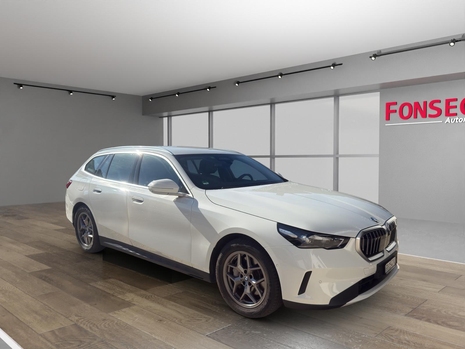BMW 540d xDrive 48V Touring Steptronic-image-2