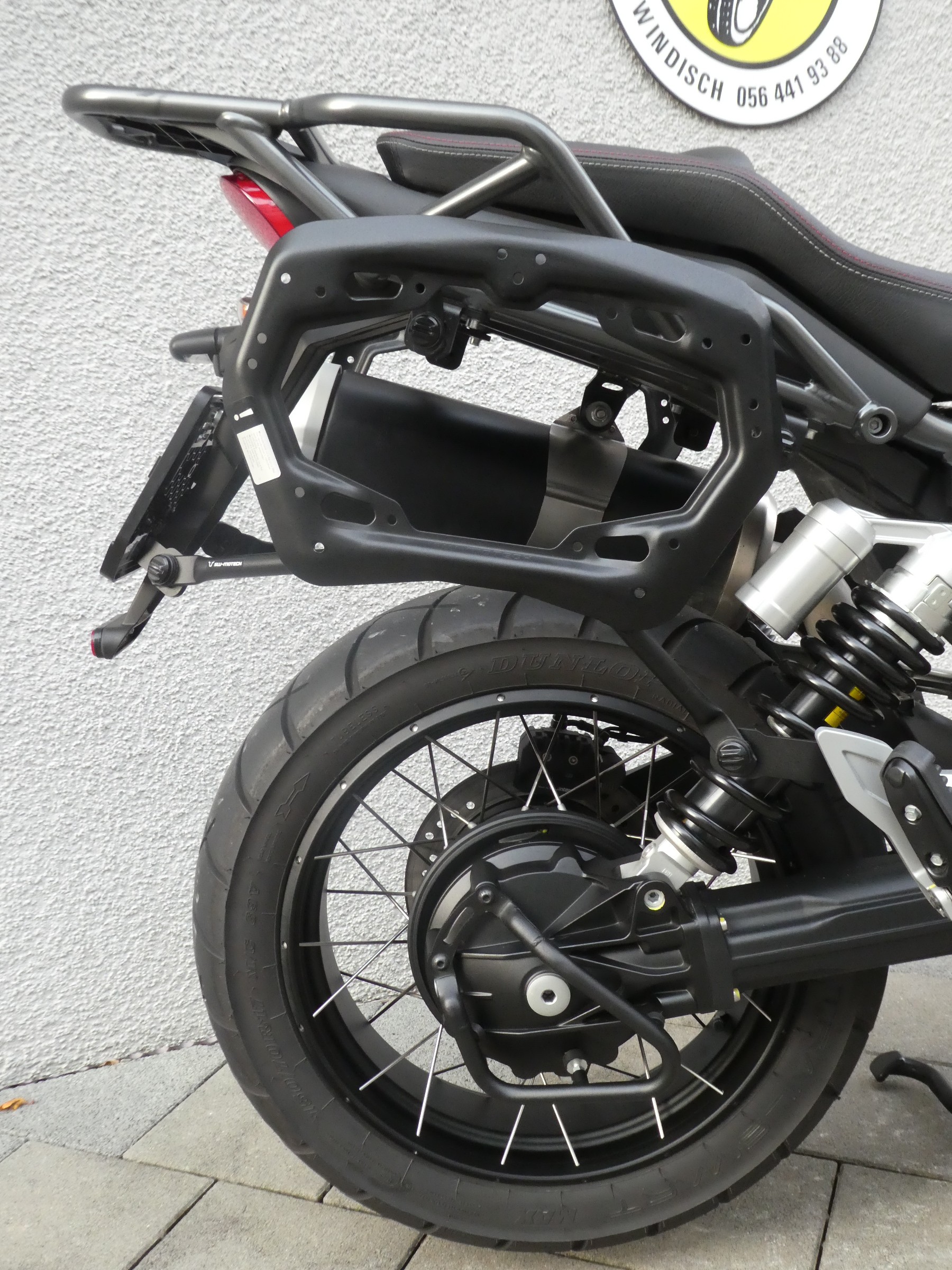 MOTO GUZZI V85 TT-image-6