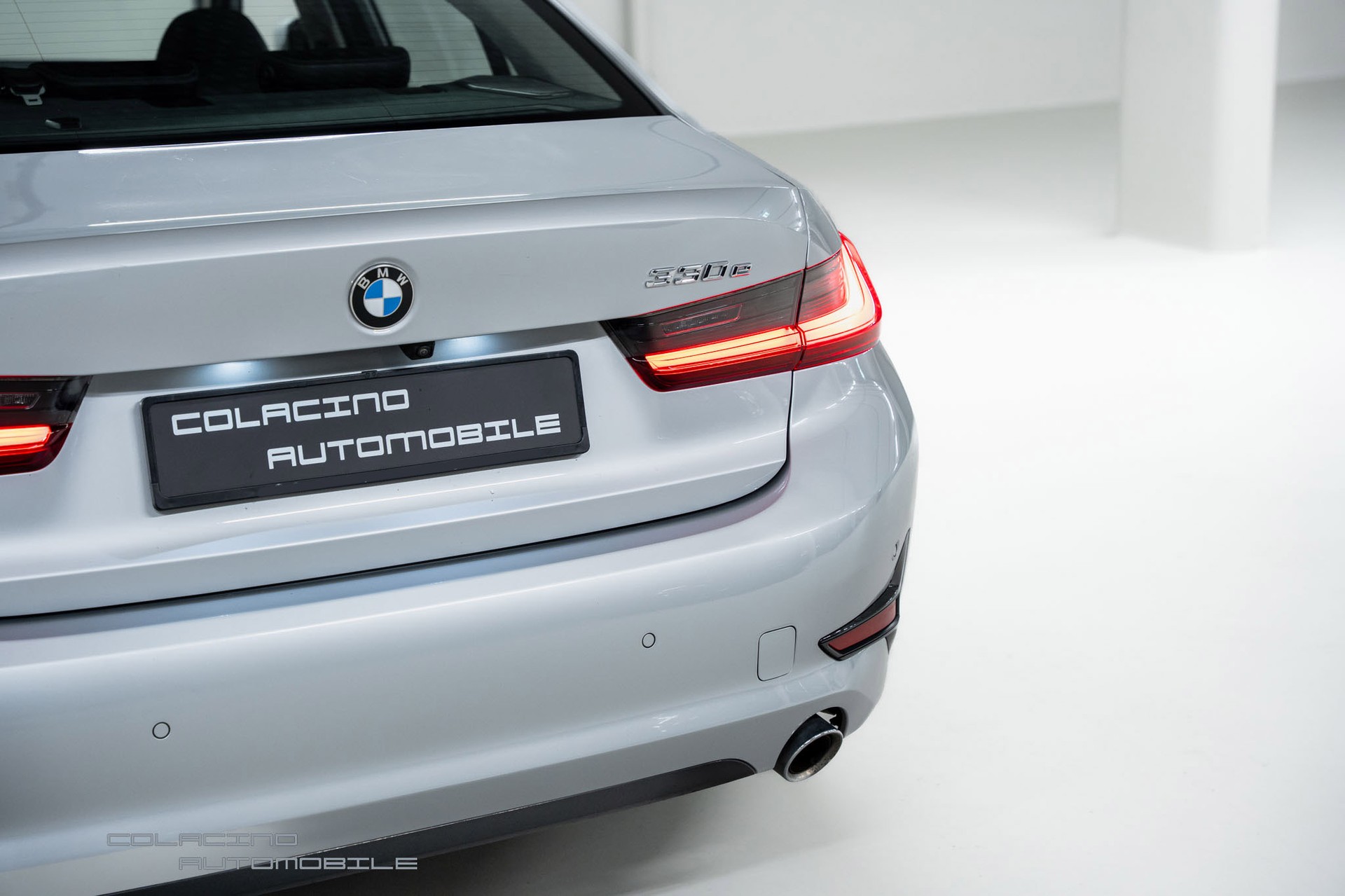 BMW 330e Steptronic Luxury Line-image-7
