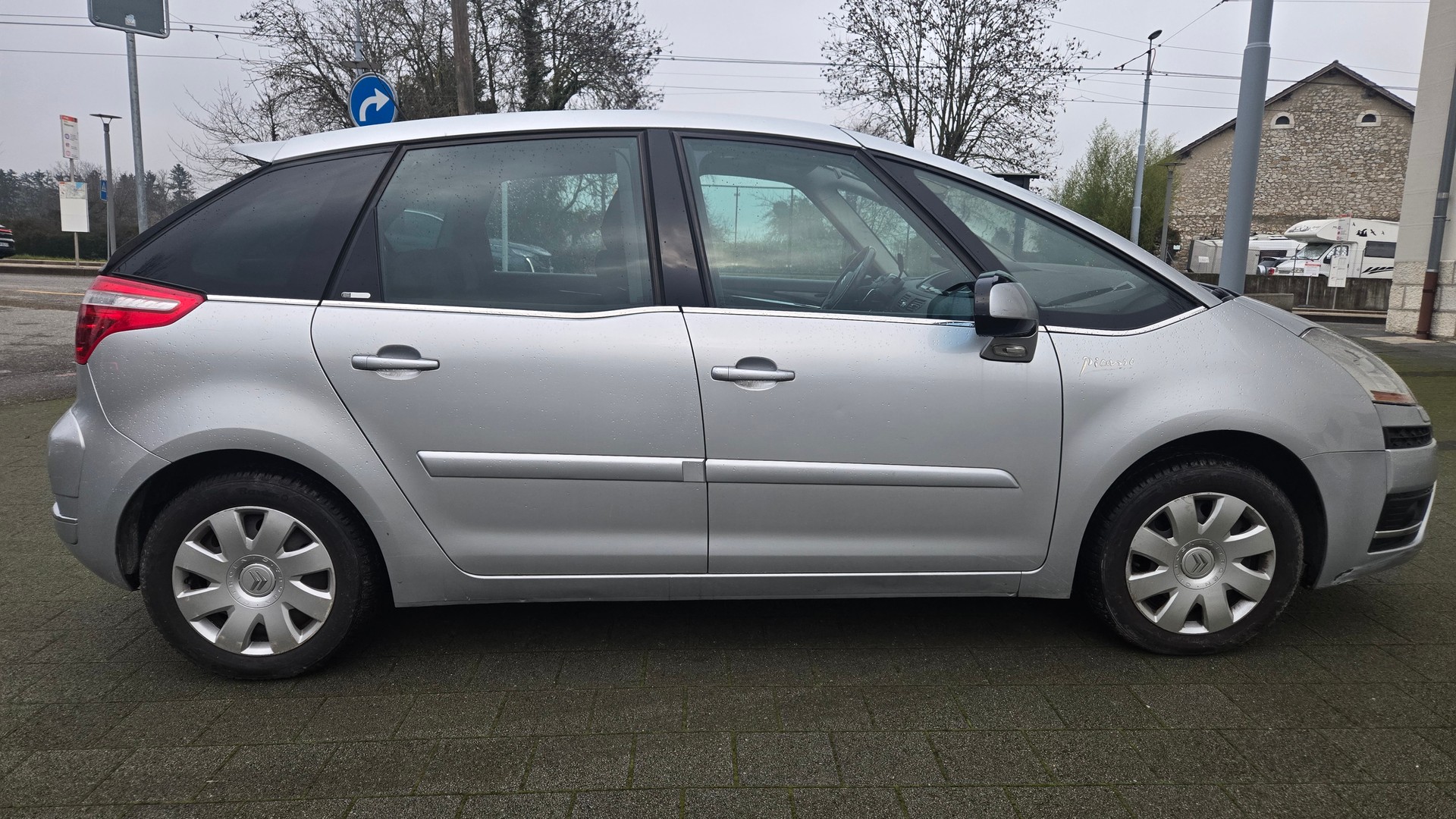 CITROEN C4 Picasso 2.0i 16V Dynamique Automatic-image-8