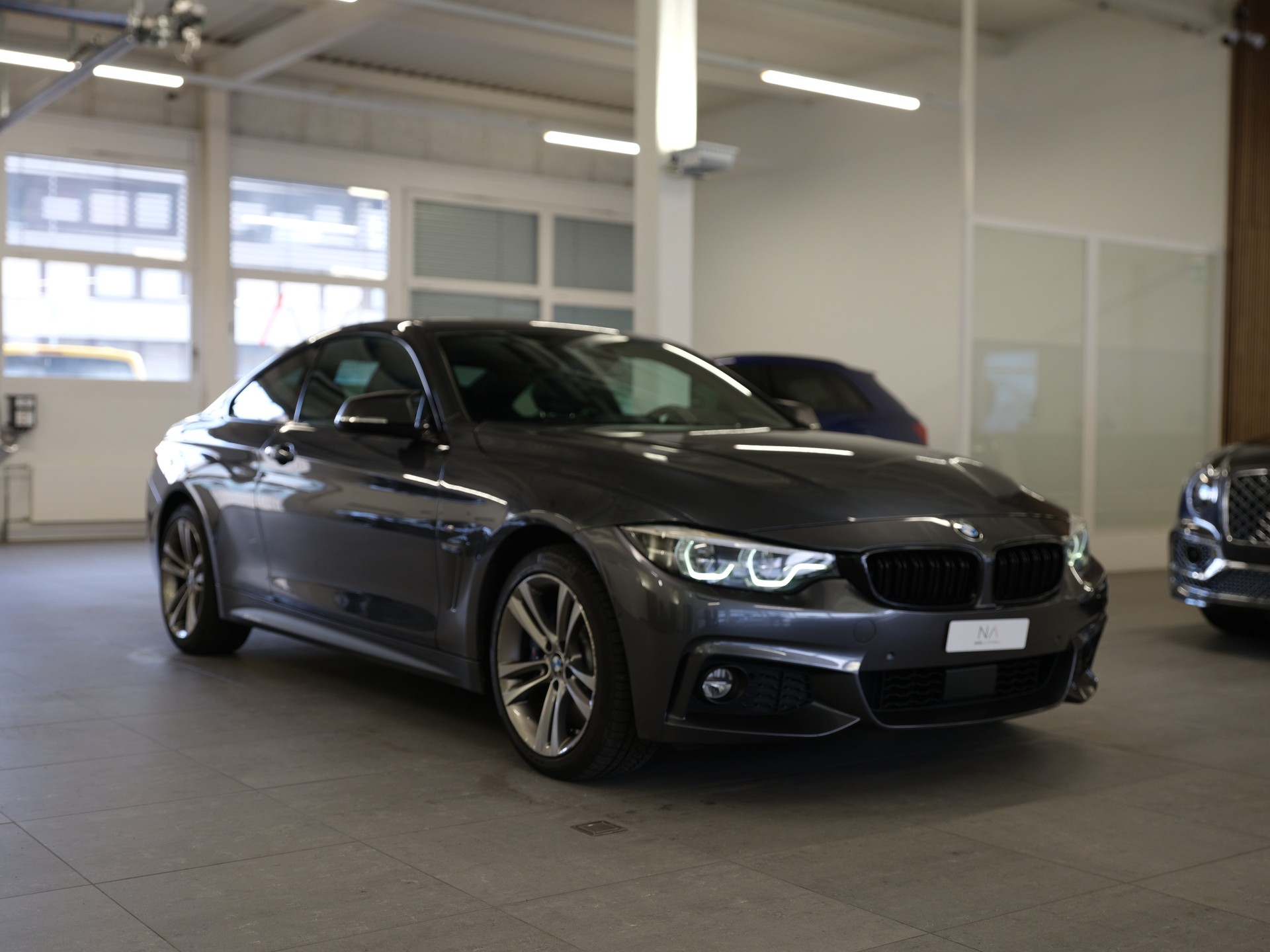 BMW 440i Coupé xDrive Steptronic *Head-Up Display* *Driving Assistant* *Leder Ausstattung* *Komfortzugang*-showroom-element-1