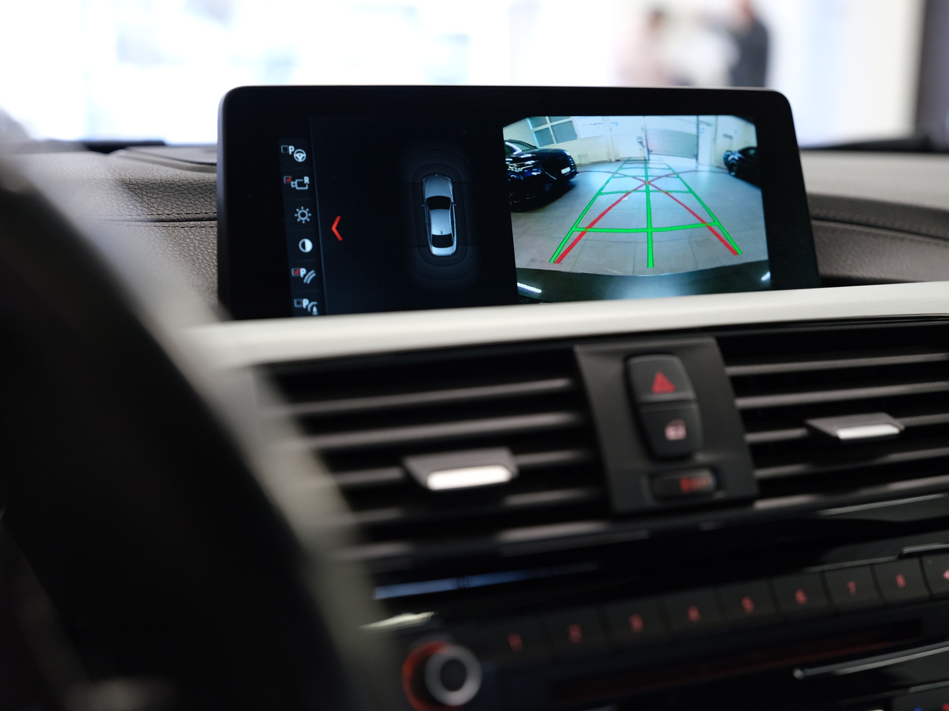 BMW 440i Coupé xDrive Steptronic *Head-Up Display* *Driving Assistant* *Leder Ausstattung* *Komfortzugang*-image-13