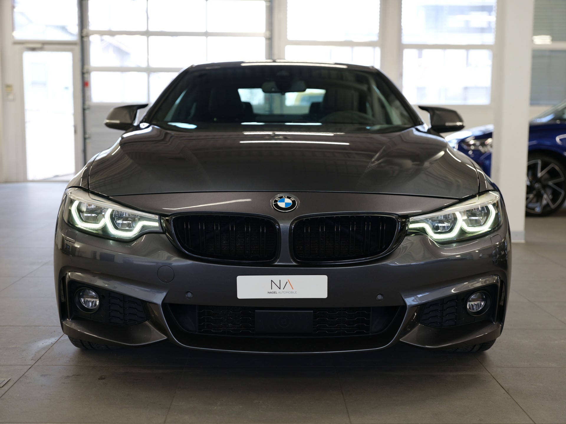 BMW 440i Coupé xDrive Steptronic *Head-Up Display* *Driving Assistant* *Leder Ausstattung* *Komfortzugang*-showroom-element-2