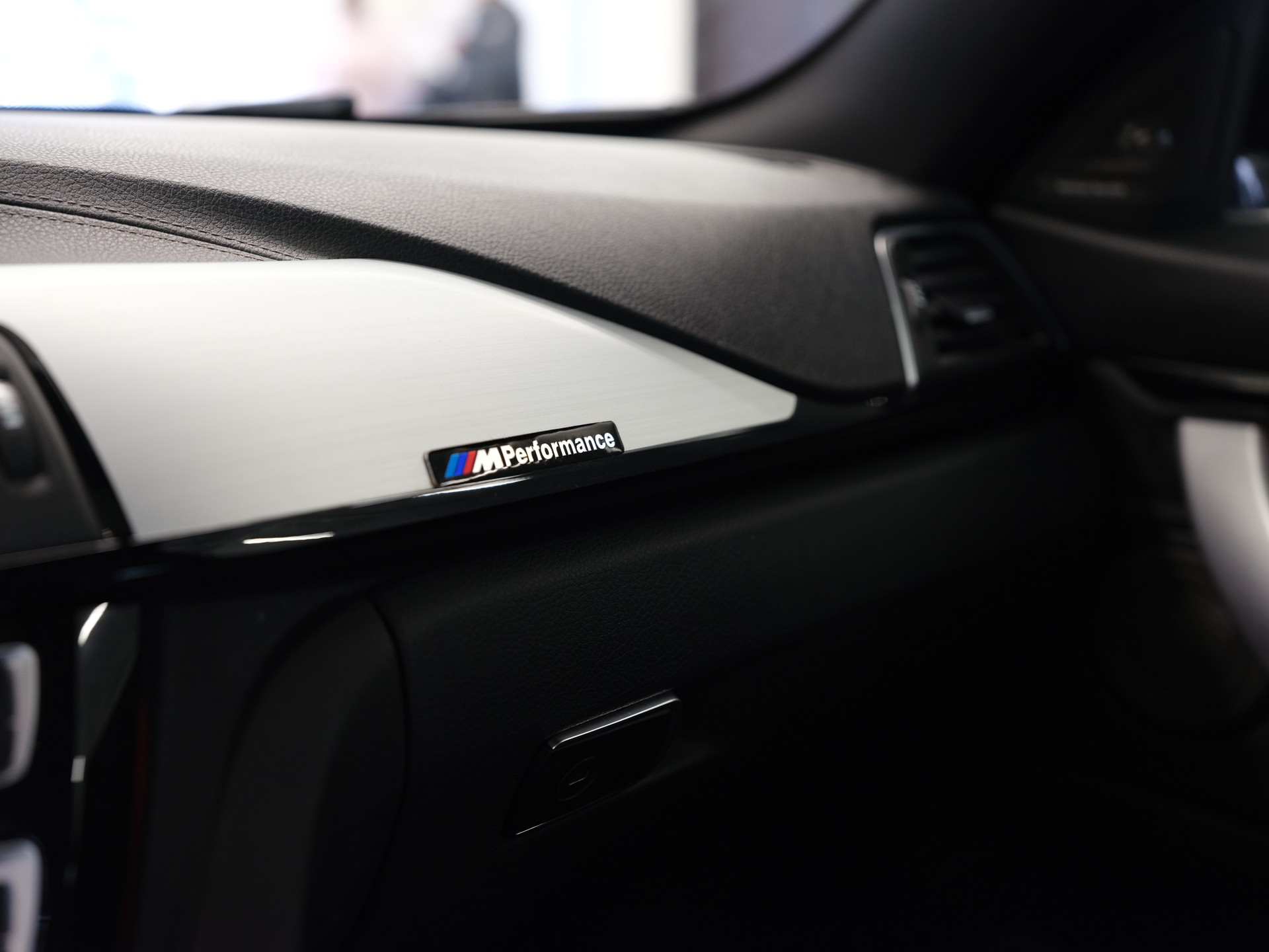 BMW 440i Coupé xDrive Steptronic *Head-Up Display* *Driving Assistant* *Leder Ausstattung* *Komfortzugang*-image-16