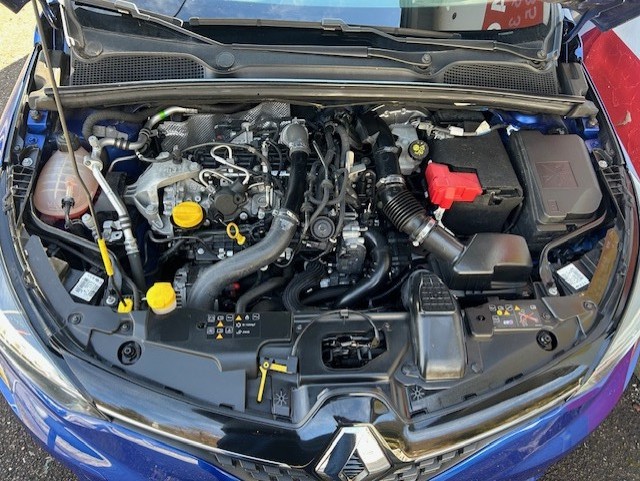 RENAULT Clio 1.3 Intens EDC-image-6