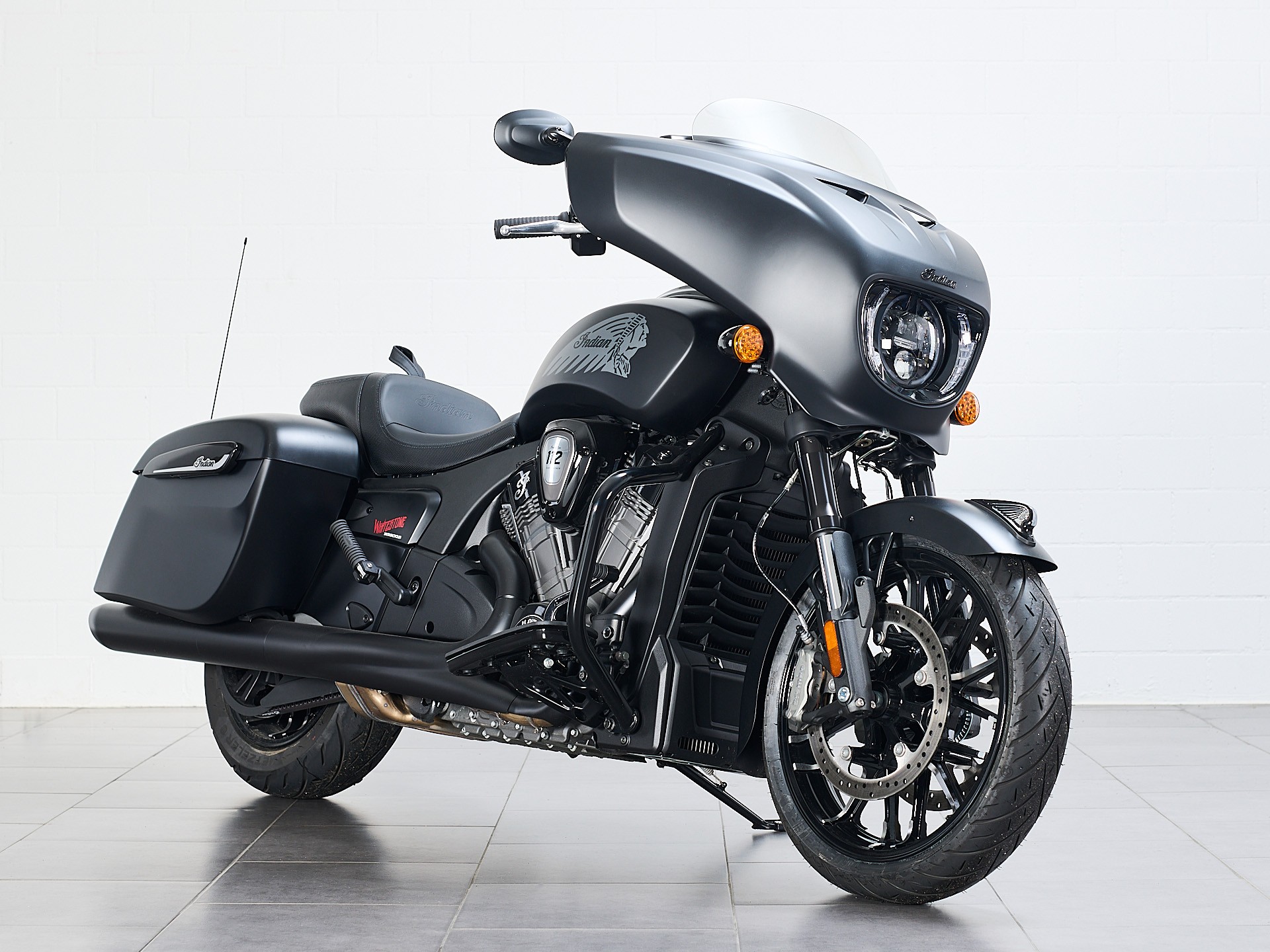 INDIAN Chieftain Power Plus Dark Horse-image-1
