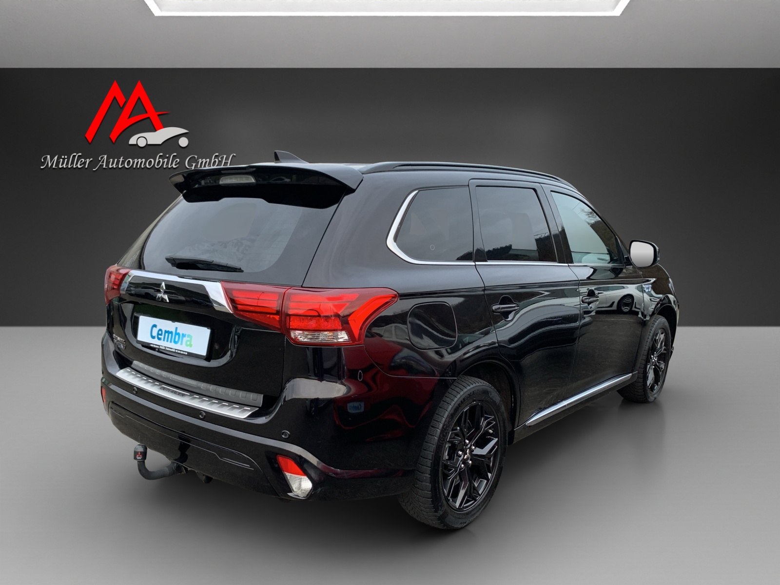 MITSUBISHI Outlander 2.4 PHEV Diamond+ S-Edition 4WD Automatic-image-8