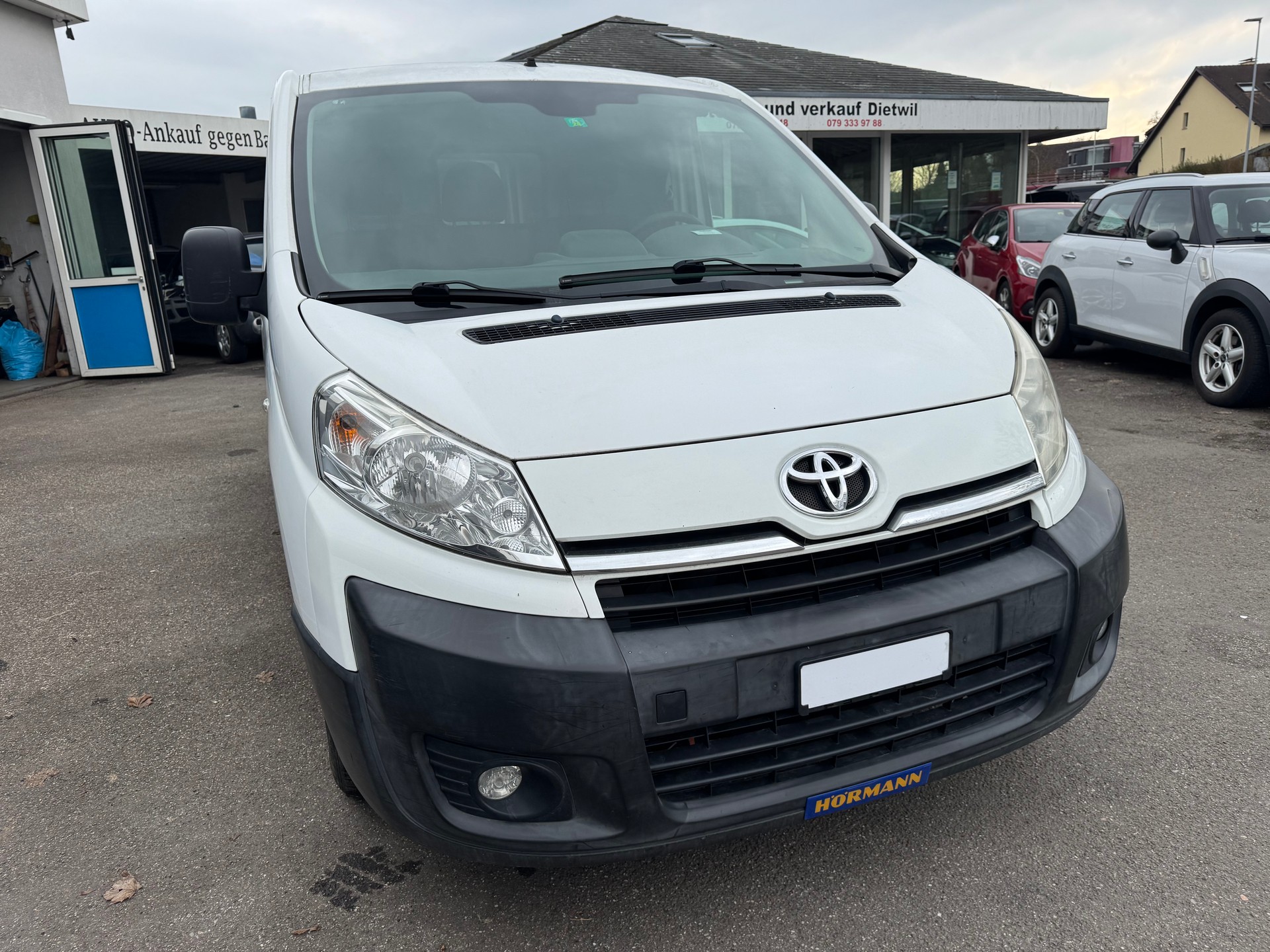 TOYOTA PROACE-image-1