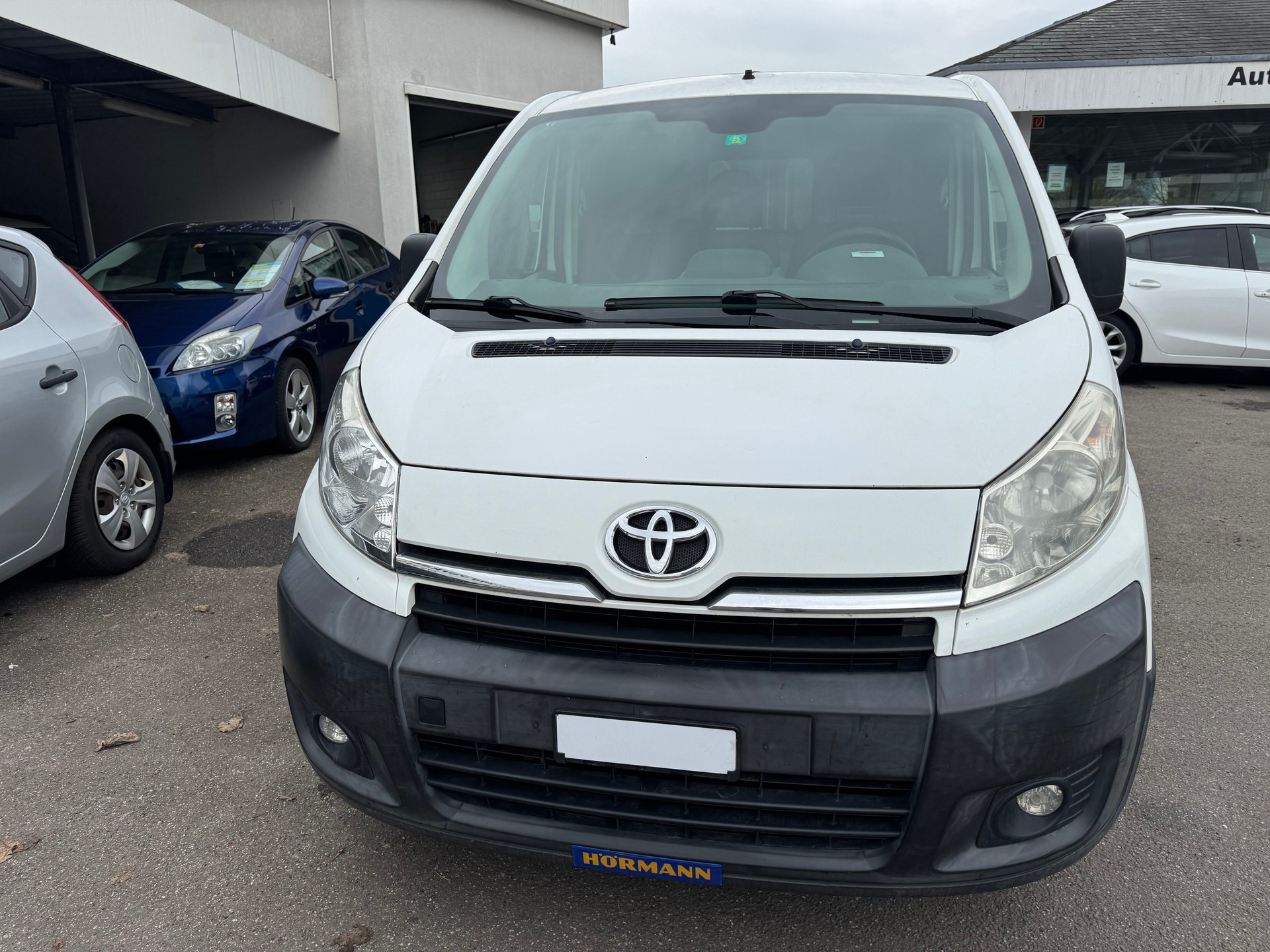 TOYOTA PROACE