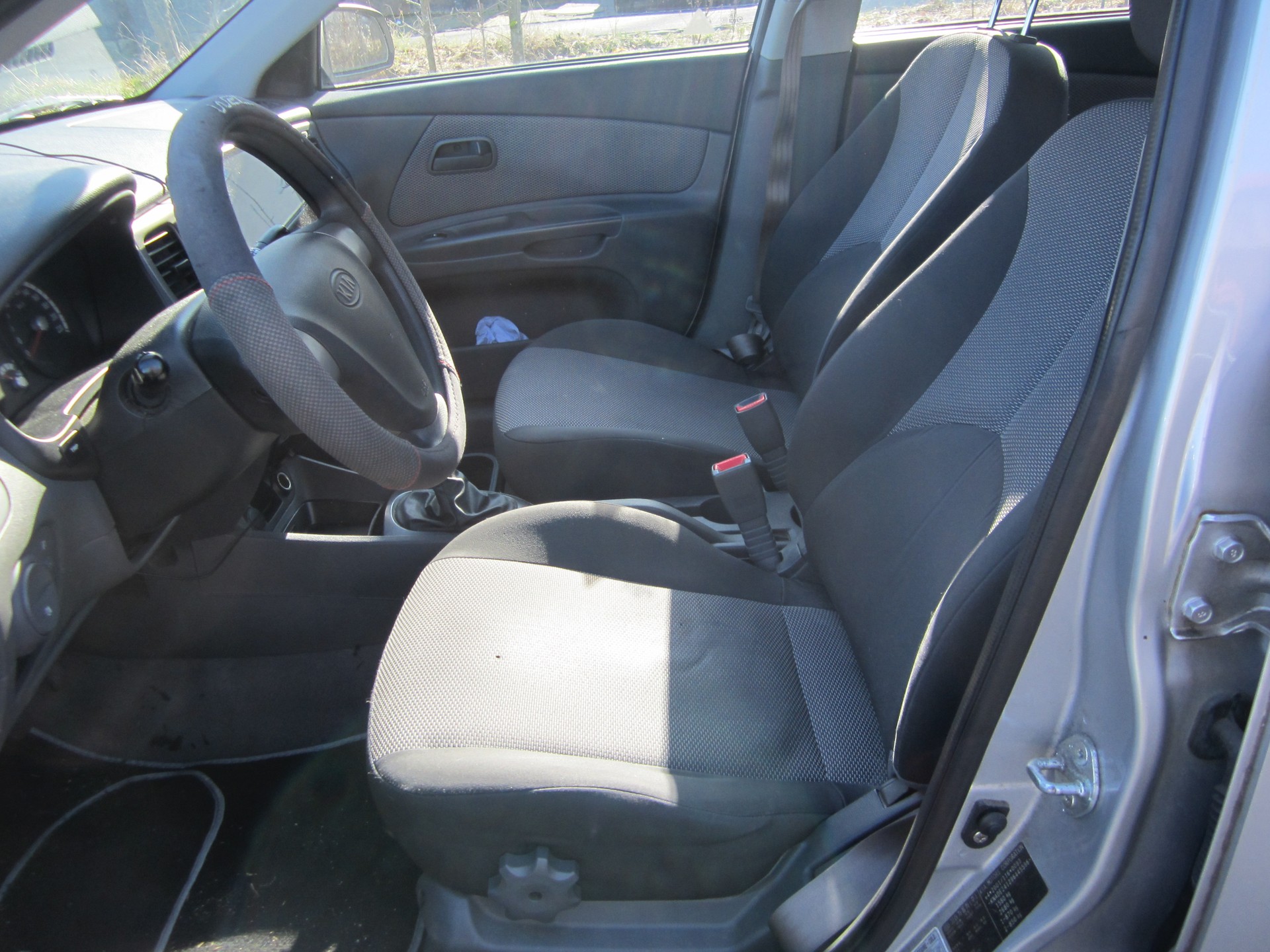 KIA Rio 1.4 16V Trend-image-10