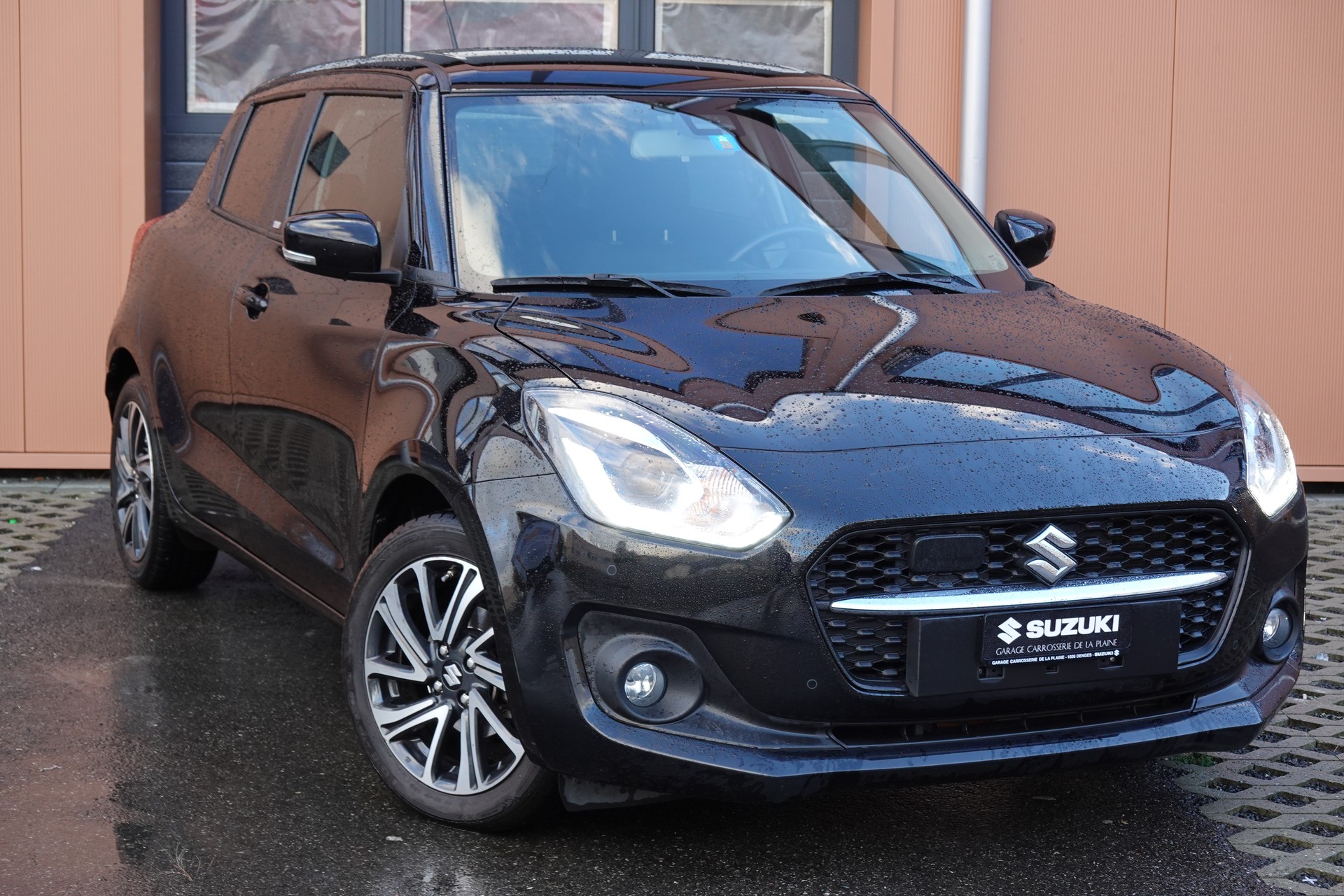 SUZUKI Swift 1.2 Compact Top Hybrid CVT - "CH Auto * Rabais Taxe * Tempomat Adapt * Keyless * Clim. Auto"