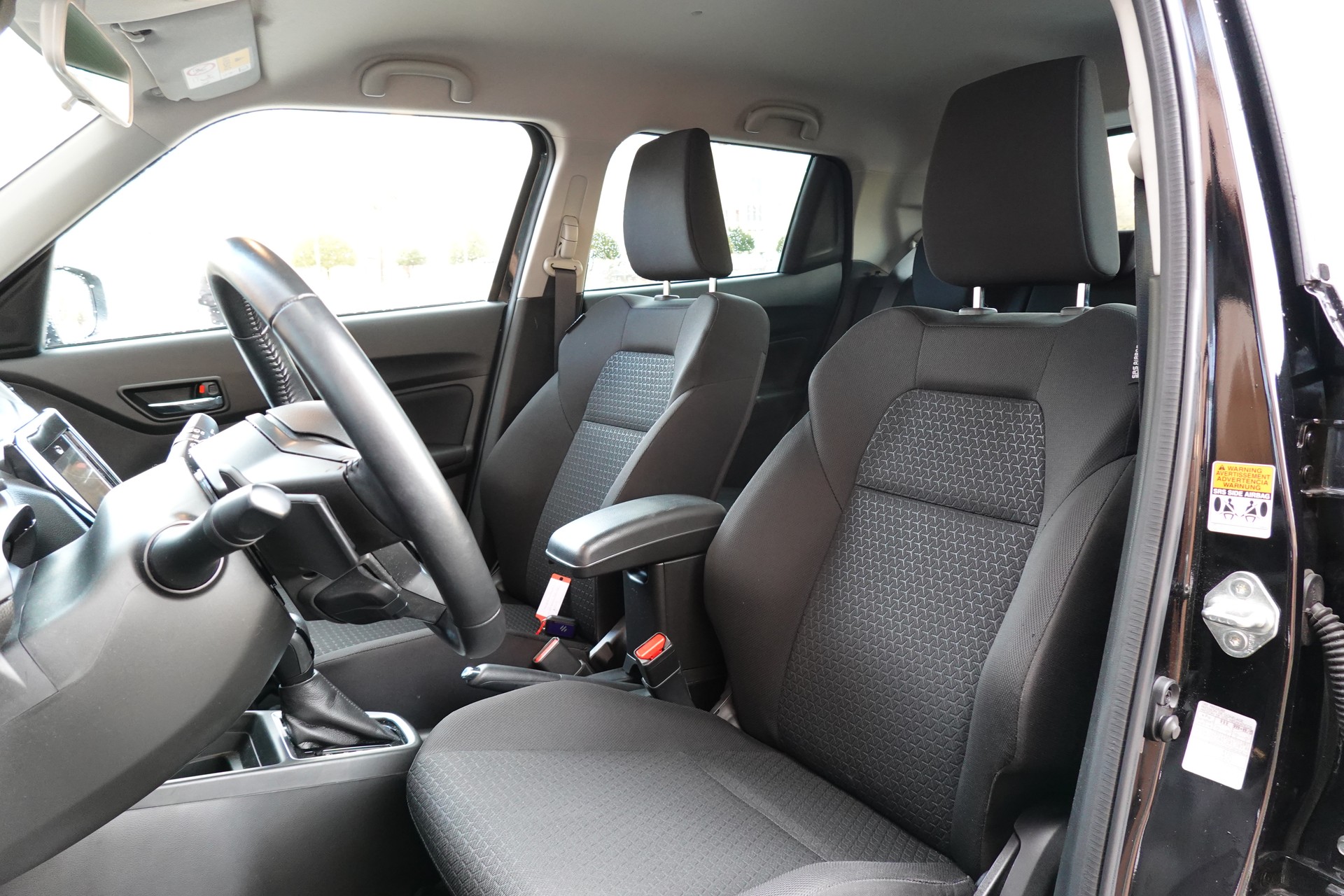 SUZUKI Swift 1.2 Compact Top Hybrid CVT - "CH Auto * Rabais Taxe * Tempomat Adapt * Keyless * Clim. Auto"-image-21