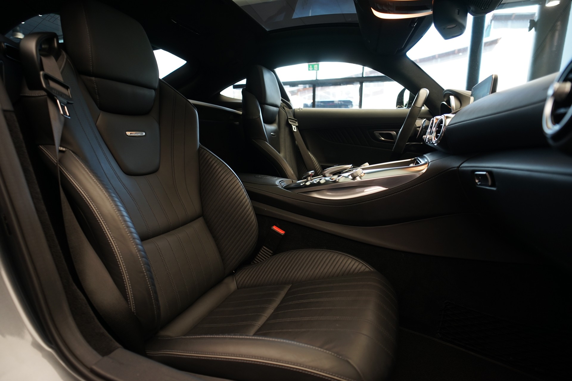 MERCEDES-BENZ AMG GT S Speedshift DCT *CH-Fahrzeug*-image-17