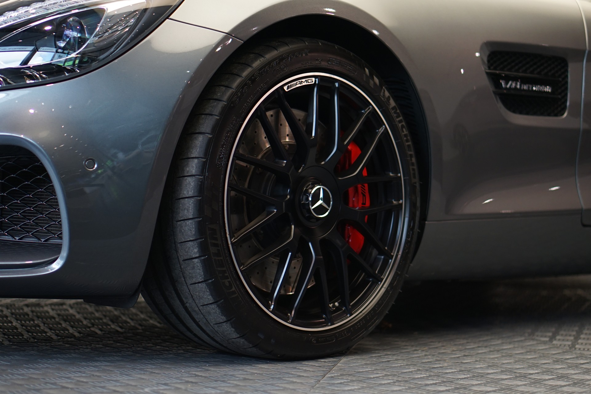 MERCEDES-BENZ AMG GT S Speedshift DCT *CH-Fahrzeug*-image-11