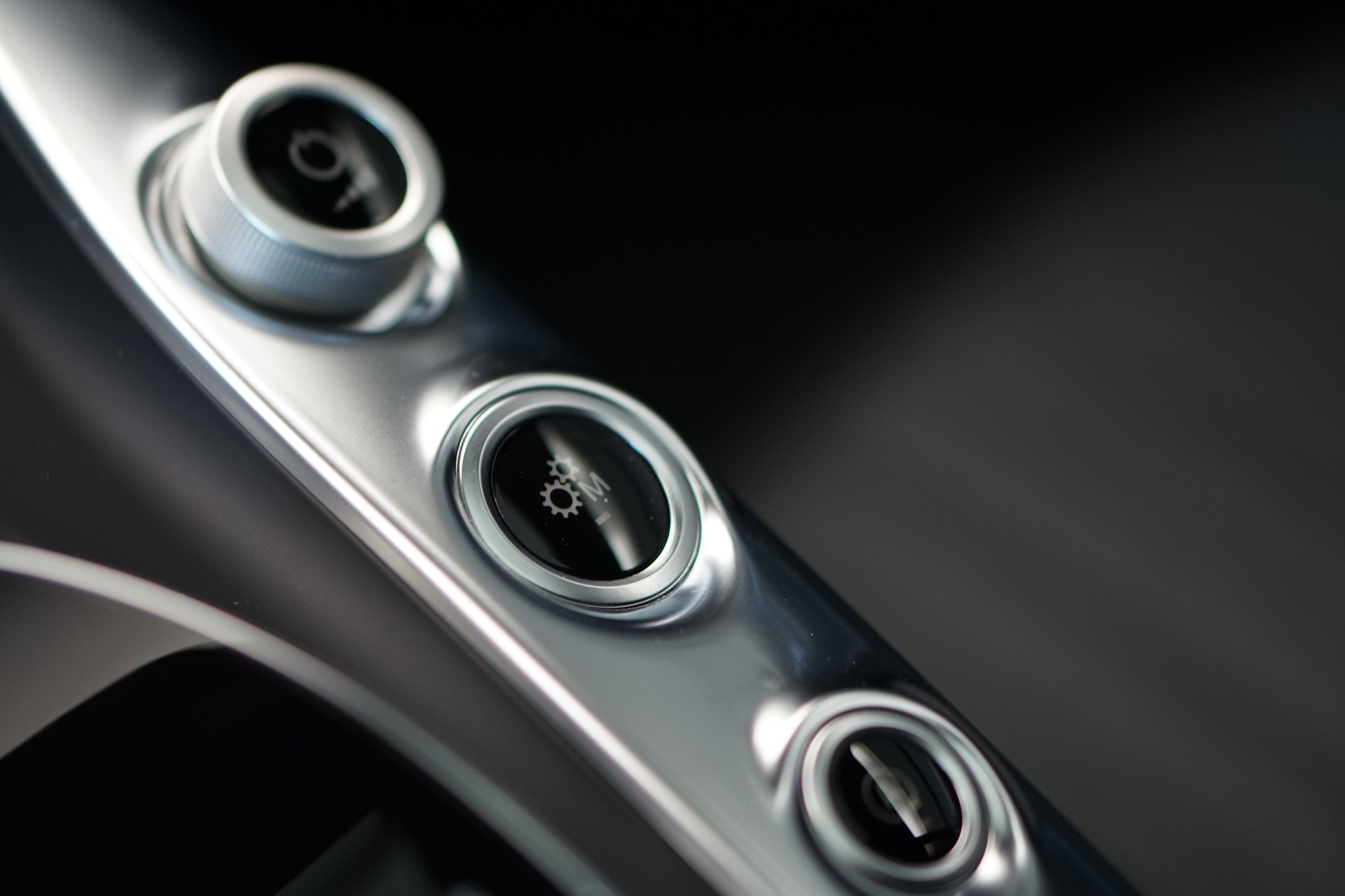 MERCEDES-BENZ AMG GT S Speedshift DCT *CH-Fahrzeug*-image-29