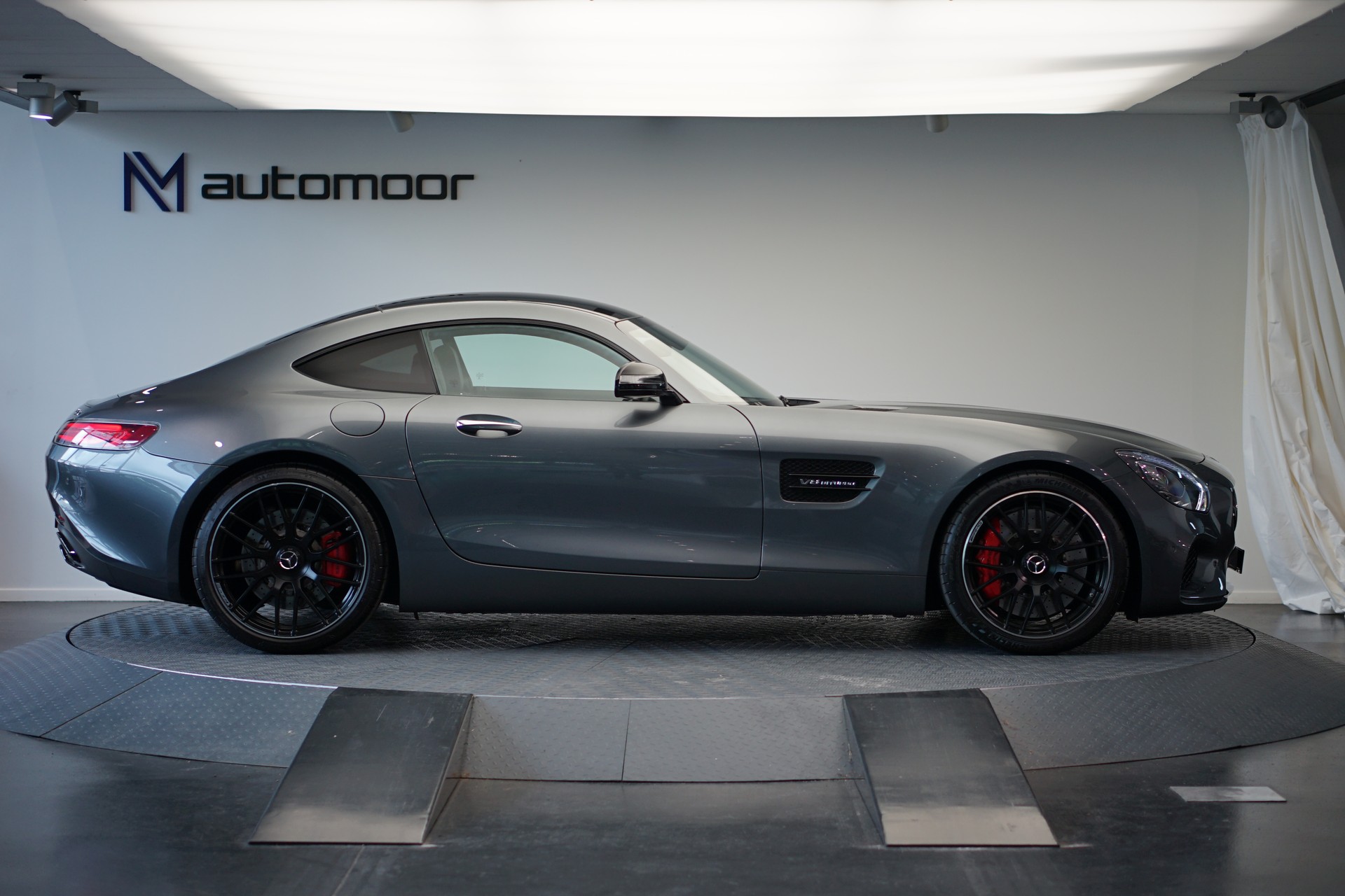 MERCEDES-BENZ AMG GT S Speedshift DCT *CH-Fahrzeug*-showroom-element-3