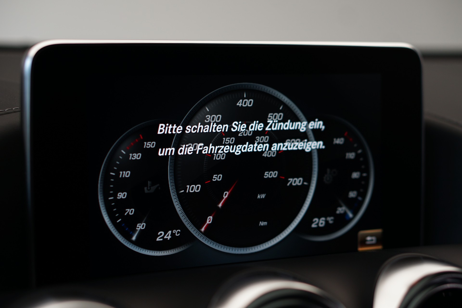 MERCEDES-BENZ AMG GT S Speedshift DCT *CH-Fahrzeug*-image-21