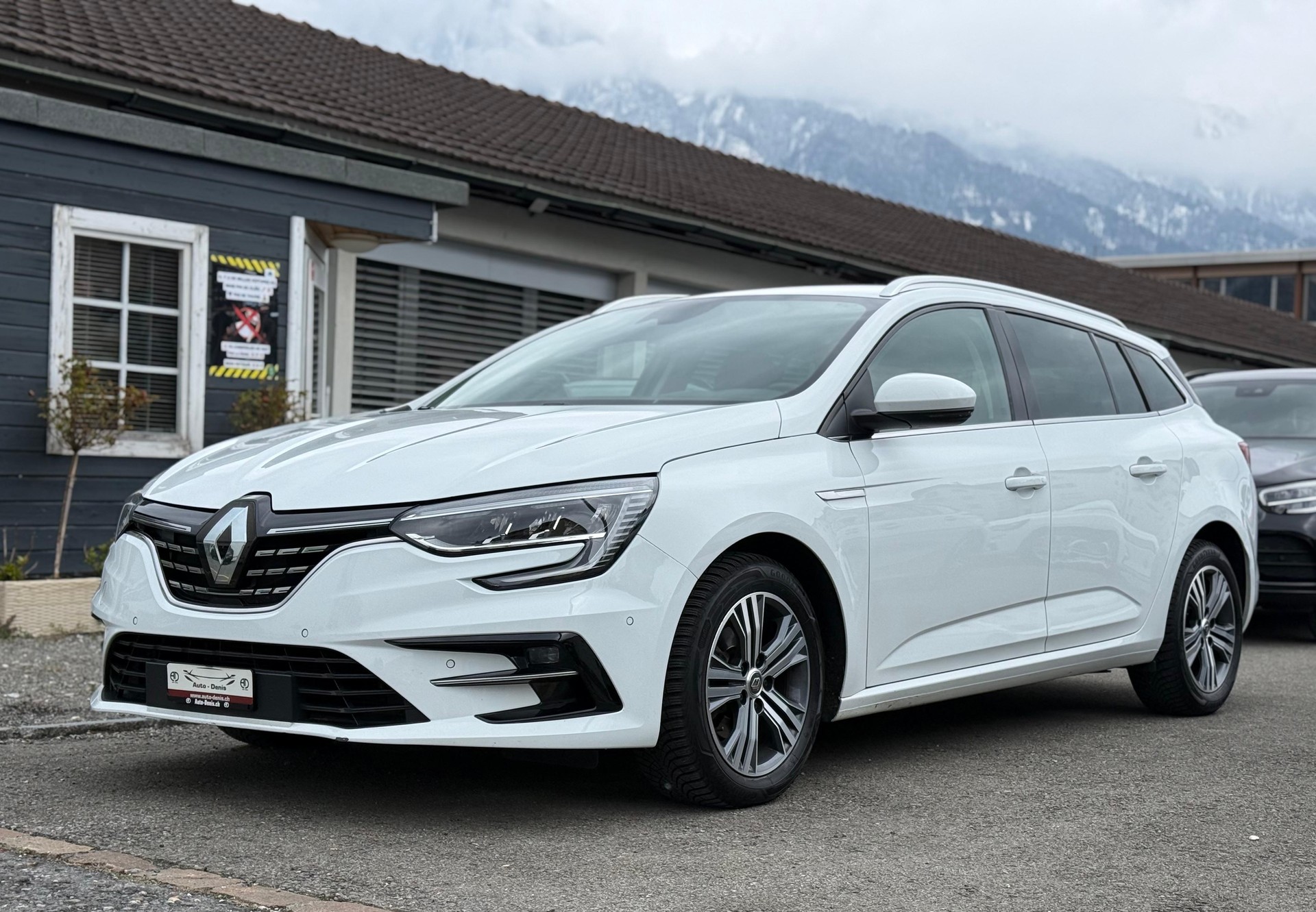 RENAULT Mégane Grandtour 1.5 Blue dCi Intens EDC