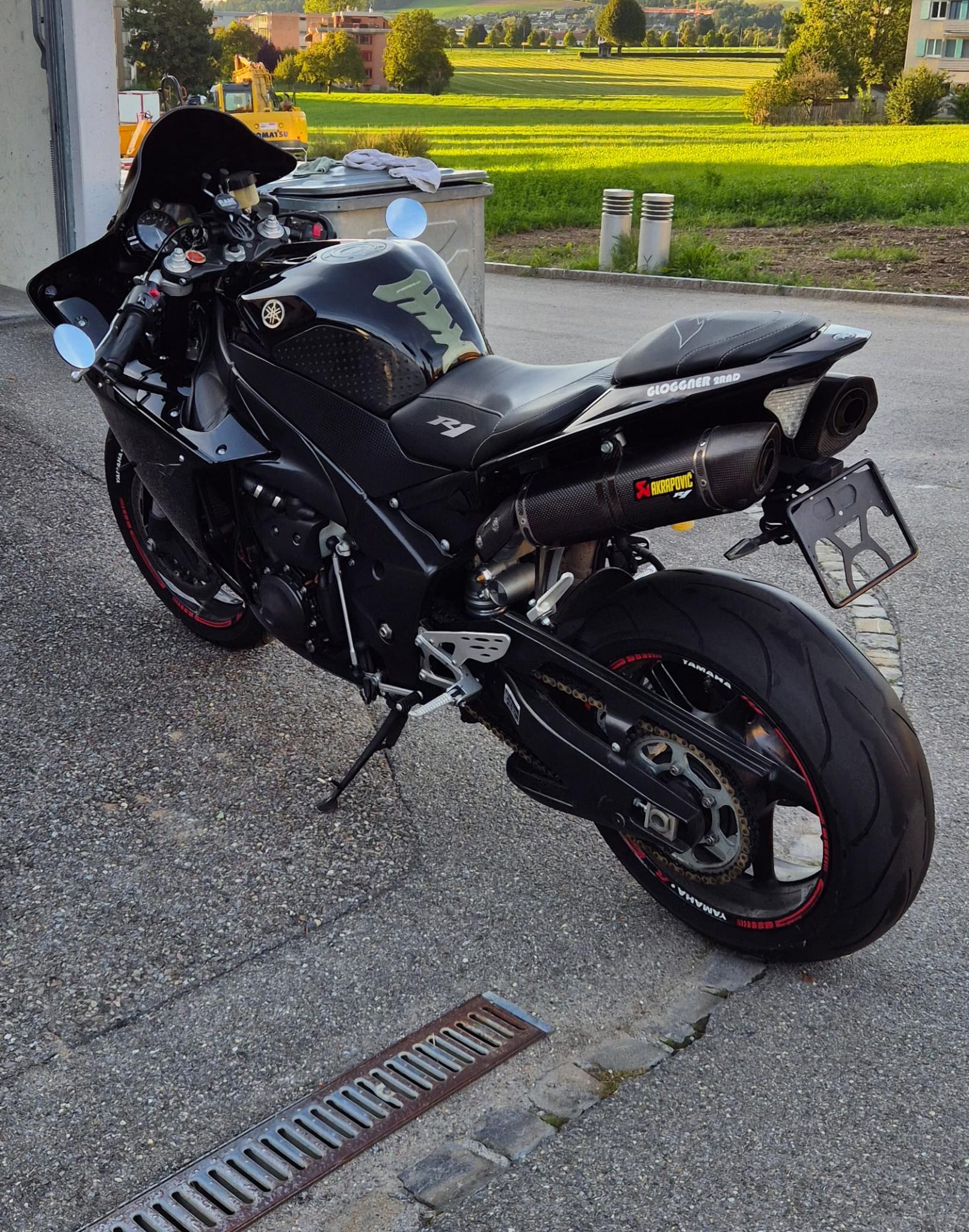 YAMAHA YZF-R1 RN221 BIG BANG-image-4
