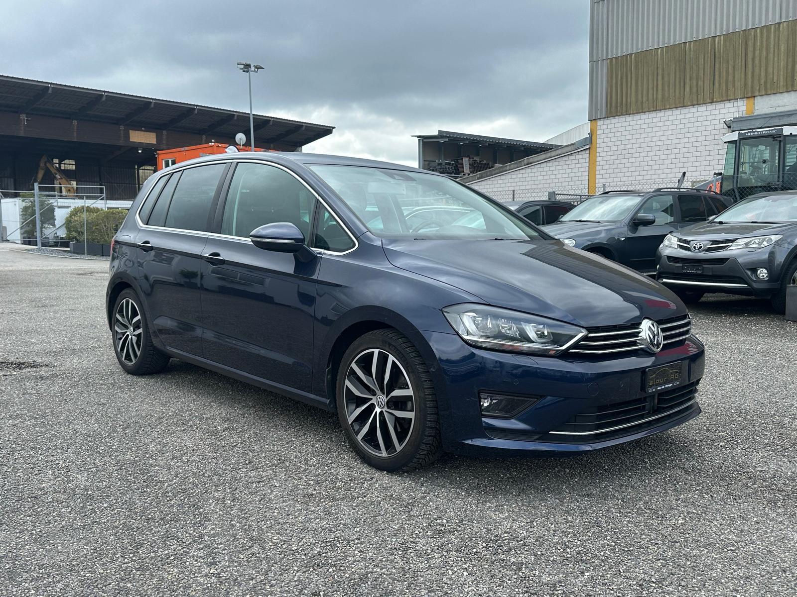 VW Golf Sportsvan 2.0 TDI Highline DSG-image-5