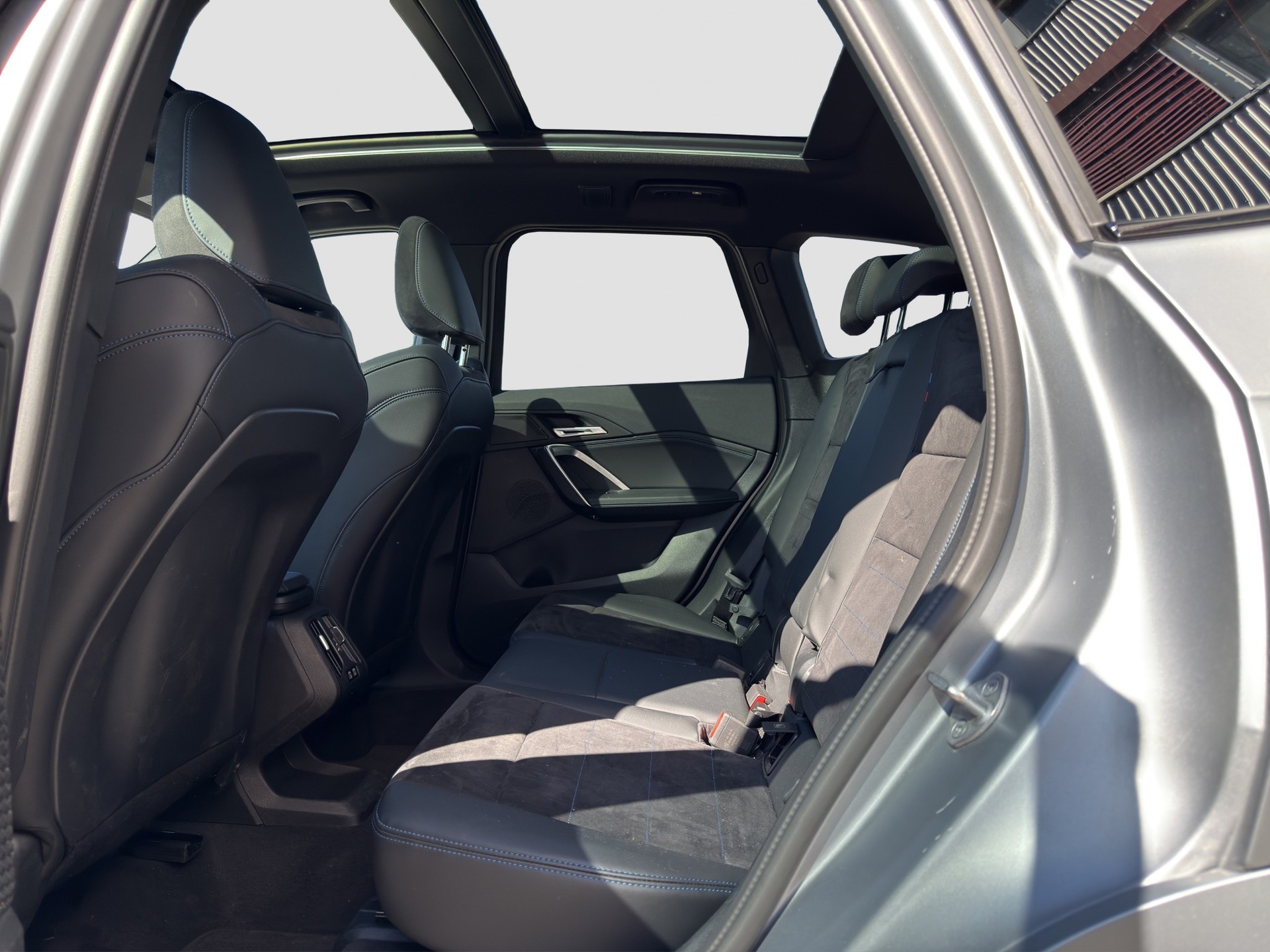 BMW X1 xDrive 20d xDrive M Sport | Frozen Grey | PANO-image-13