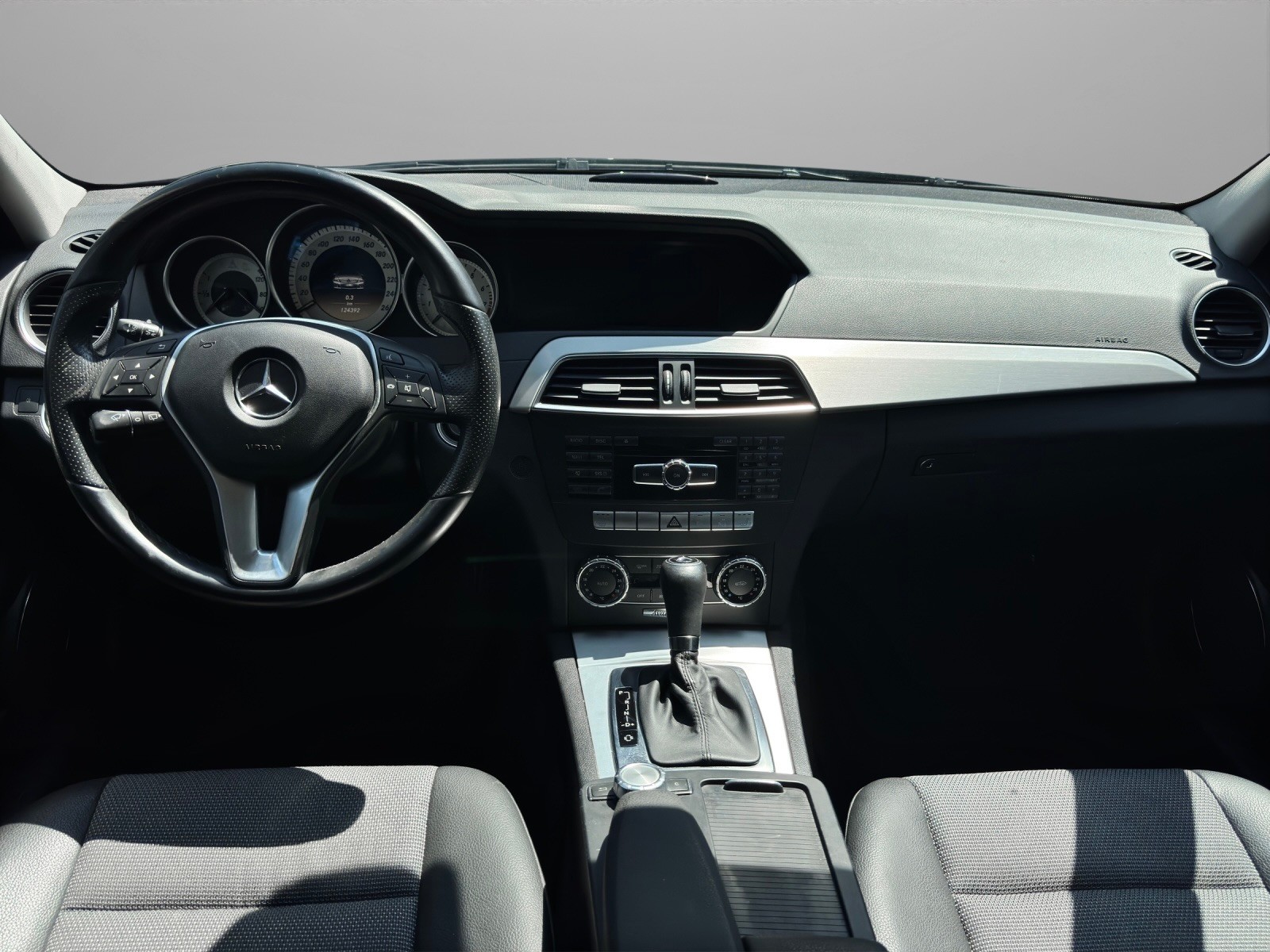 MERCEDES-BENZ C 180 BlueEfficiency Avantgarde 7G-Tronic-image-8