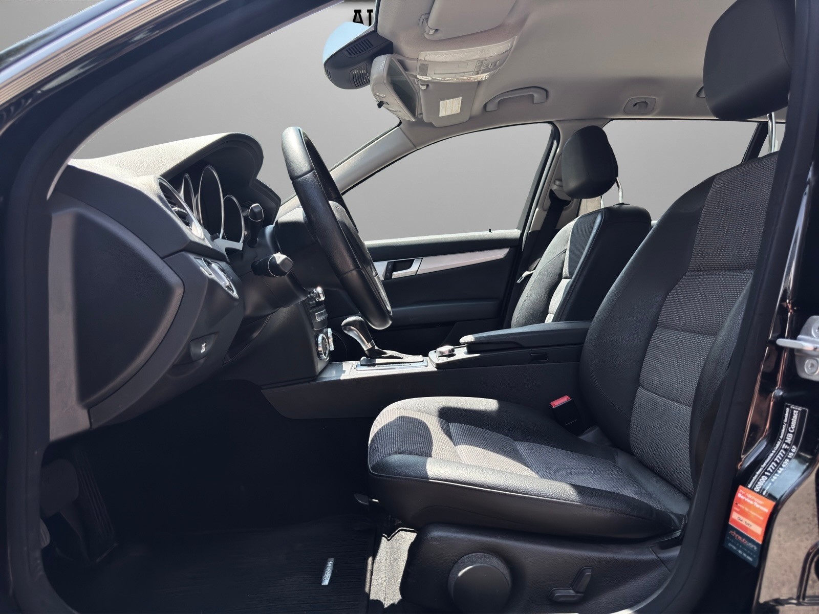 MERCEDES-BENZ C 180 BlueEfficiency Avantgarde 7G-Tronic-image-7