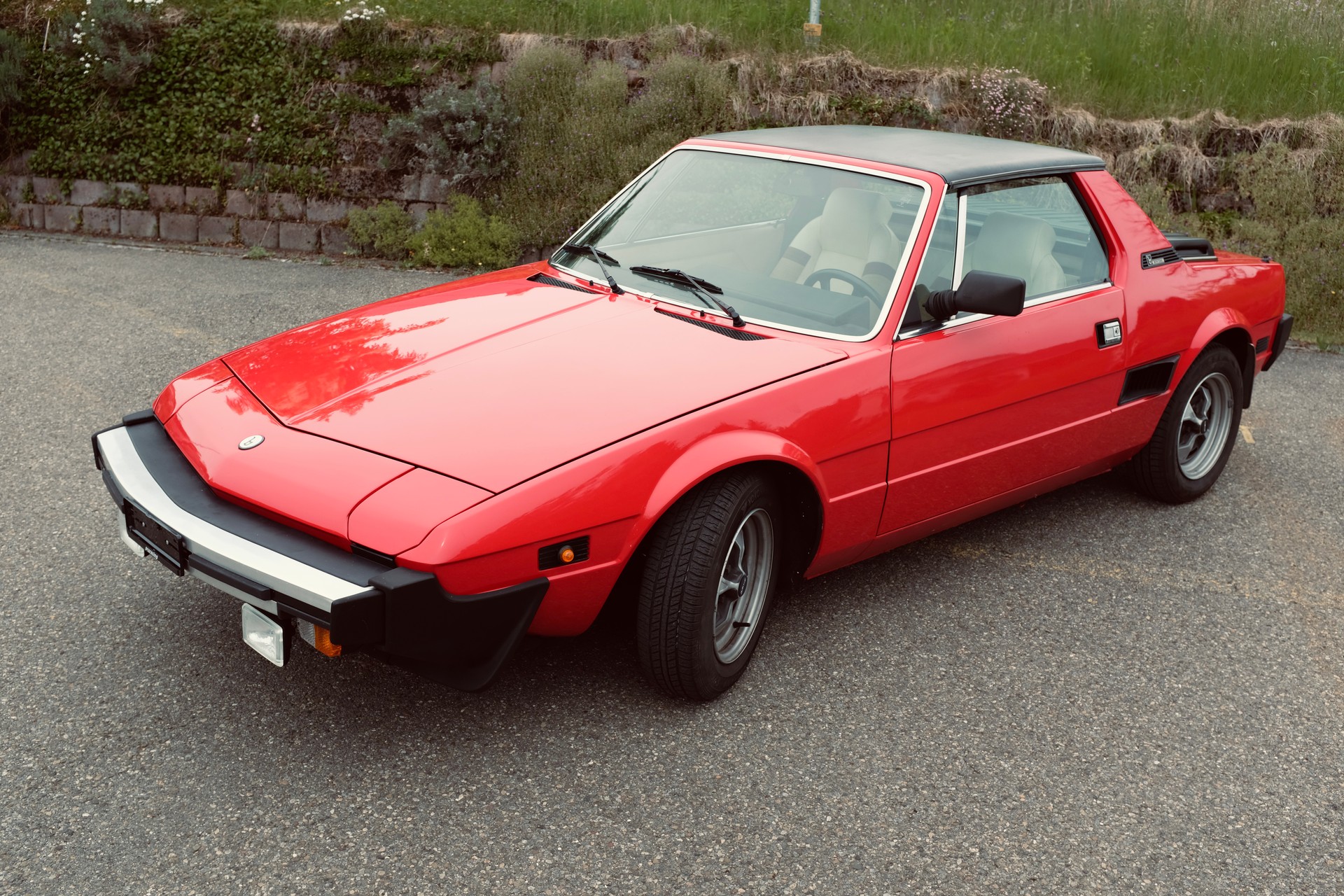 FIAT X 1/9 Bertone-image-3