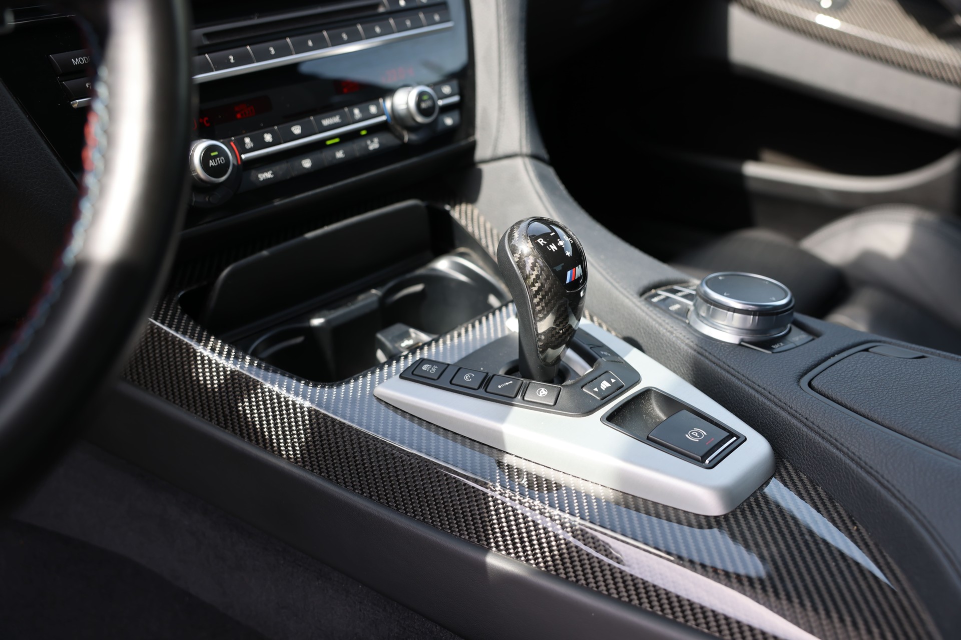 BMW M6 Coupé Drivelogic *Sommeraktion* *Frisch ab MFK*-image-11
