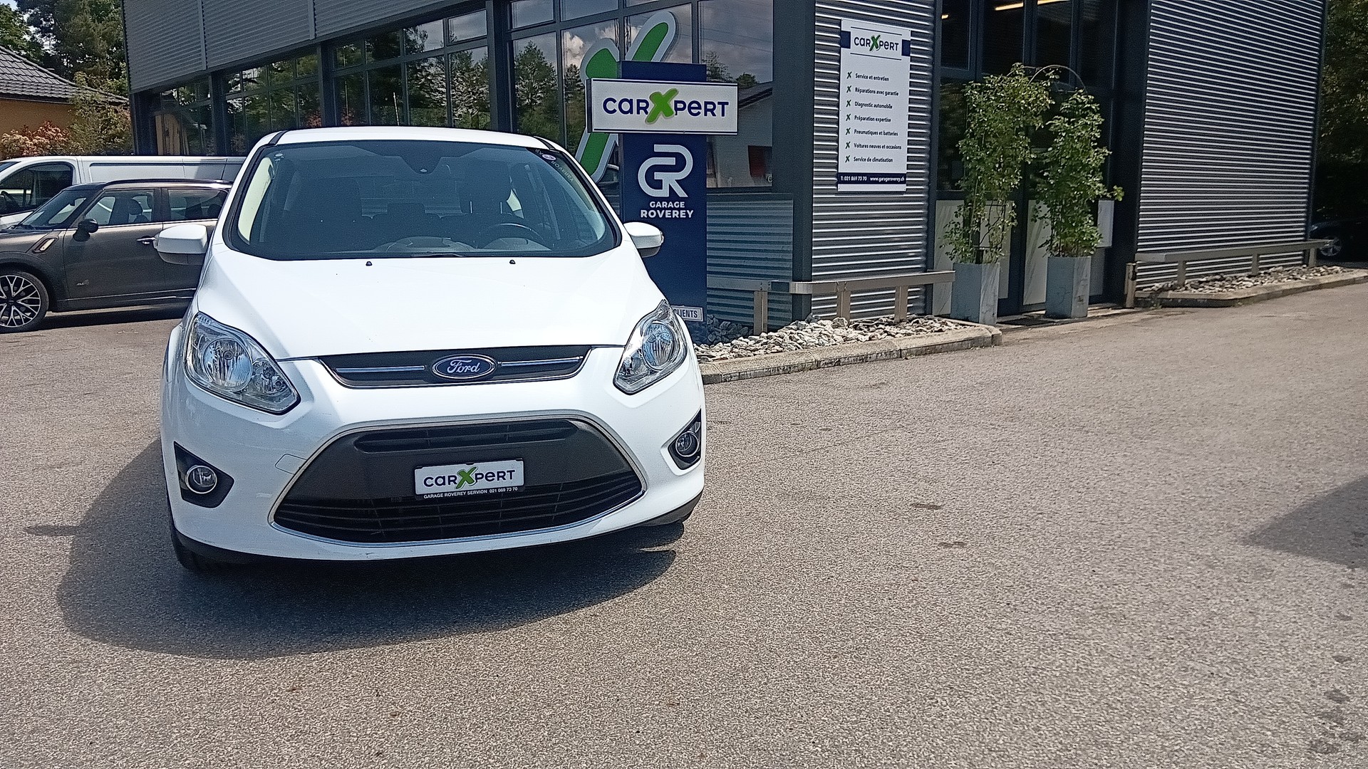 FORD C-Max 1.0 SCTi Carving-showroom-element-2