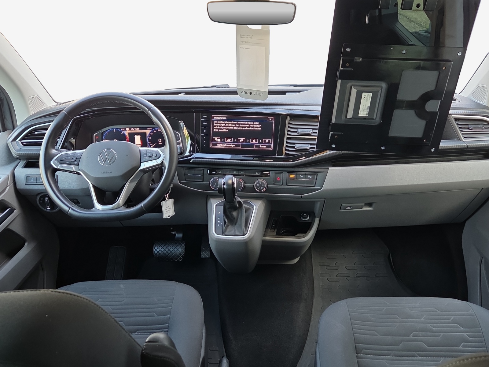 VW T6.1 Caravelle 2.0 TDI Comfortline 4Motion DSG-image-10