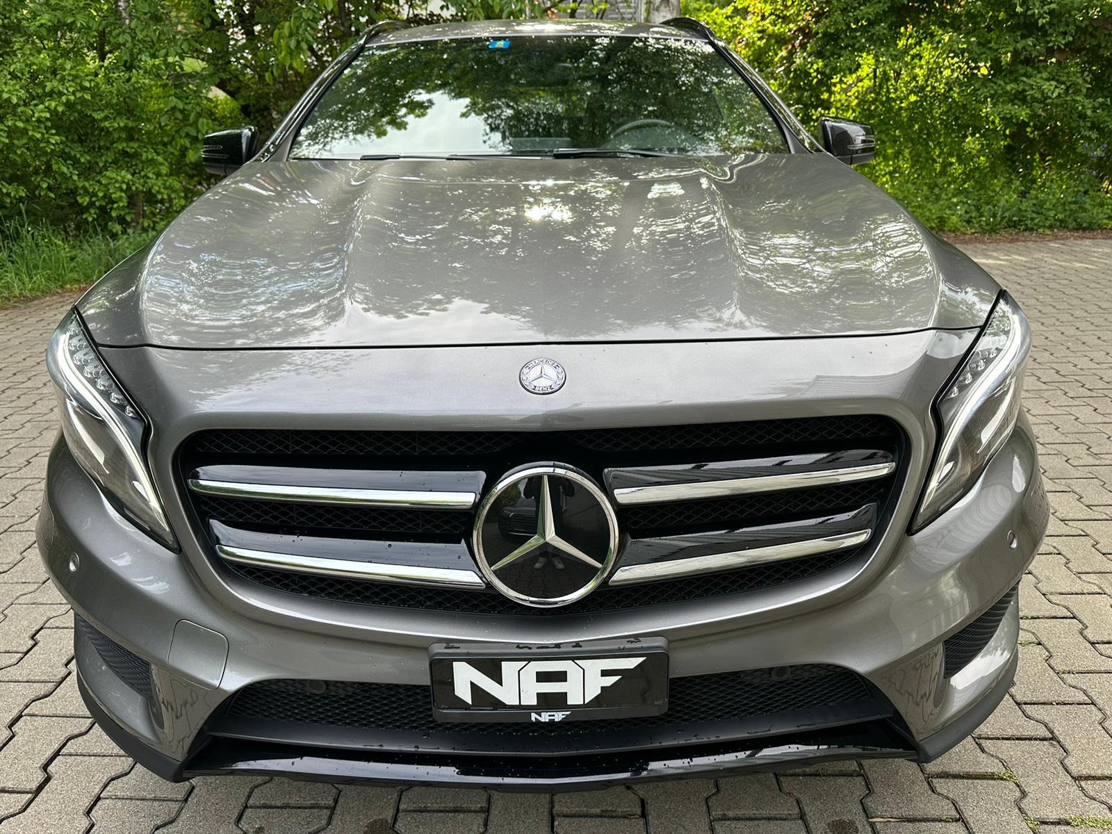MERCEDES-BENZ GLA 250 AMG Line 4Matic 7G-DCT-image-7
