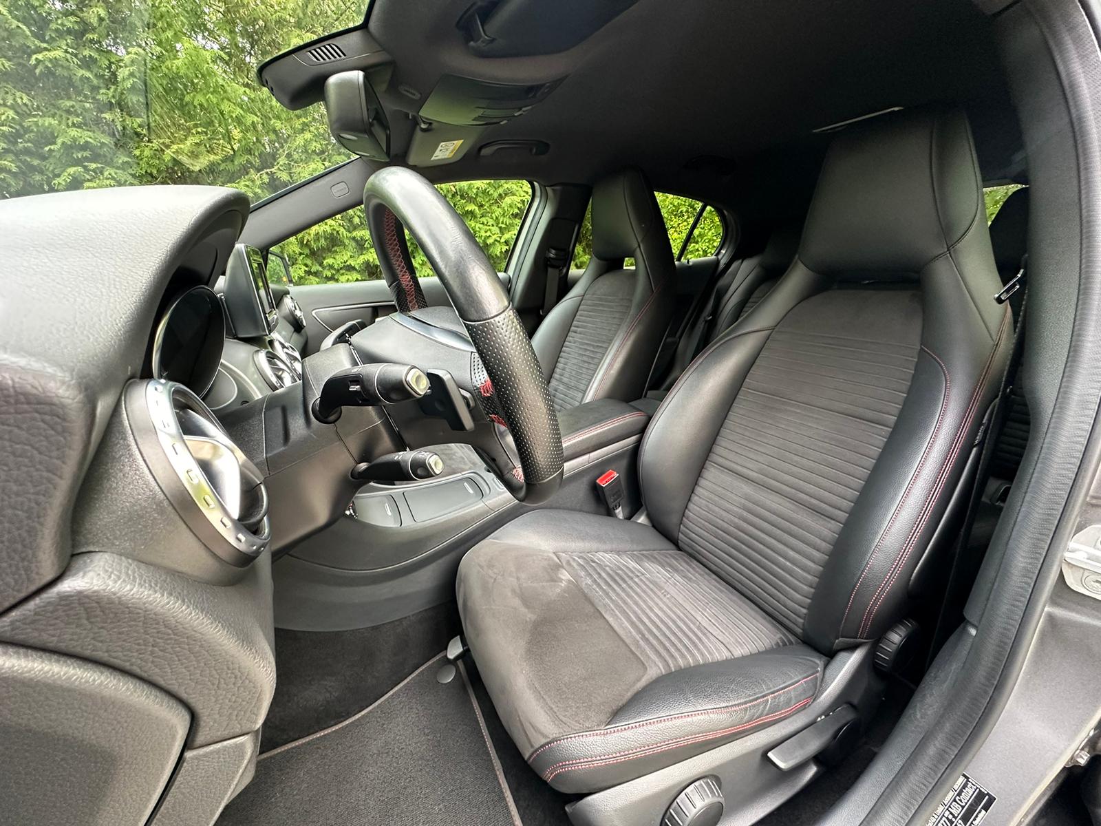 MERCEDES-BENZ GLA 250 AMG Line 4Matic 7G-DCT-image-10