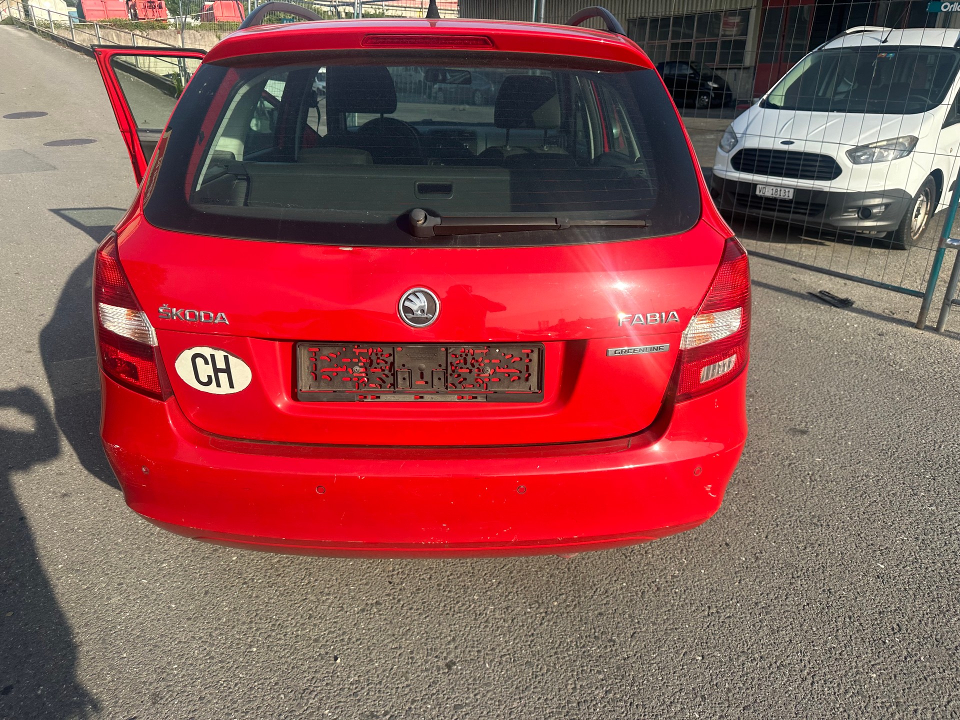 SKODA Fabia 1.2 TDI Greenline-image-1
