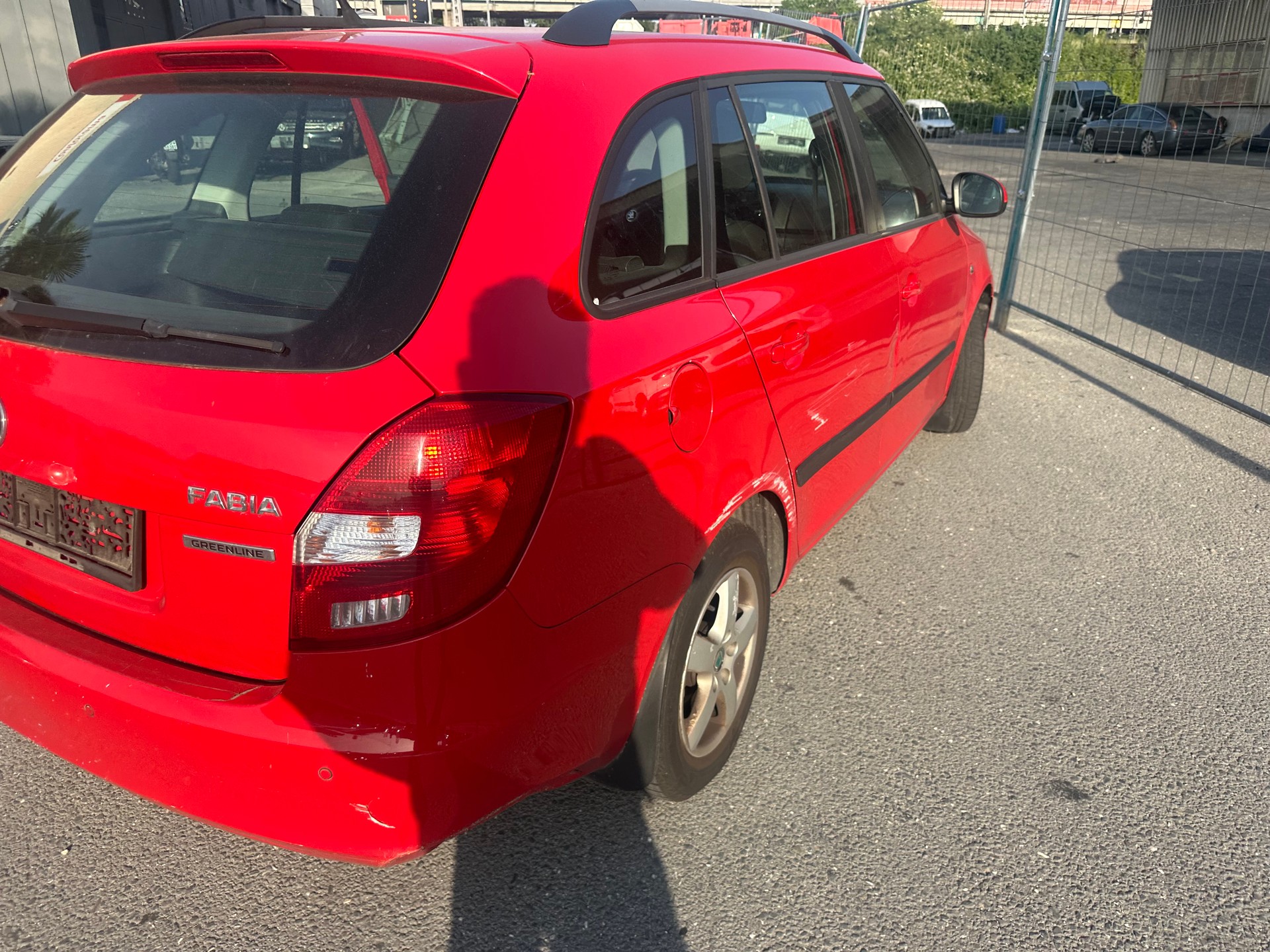 SKODA Fabia 1.2 TDI Greenline-image-13