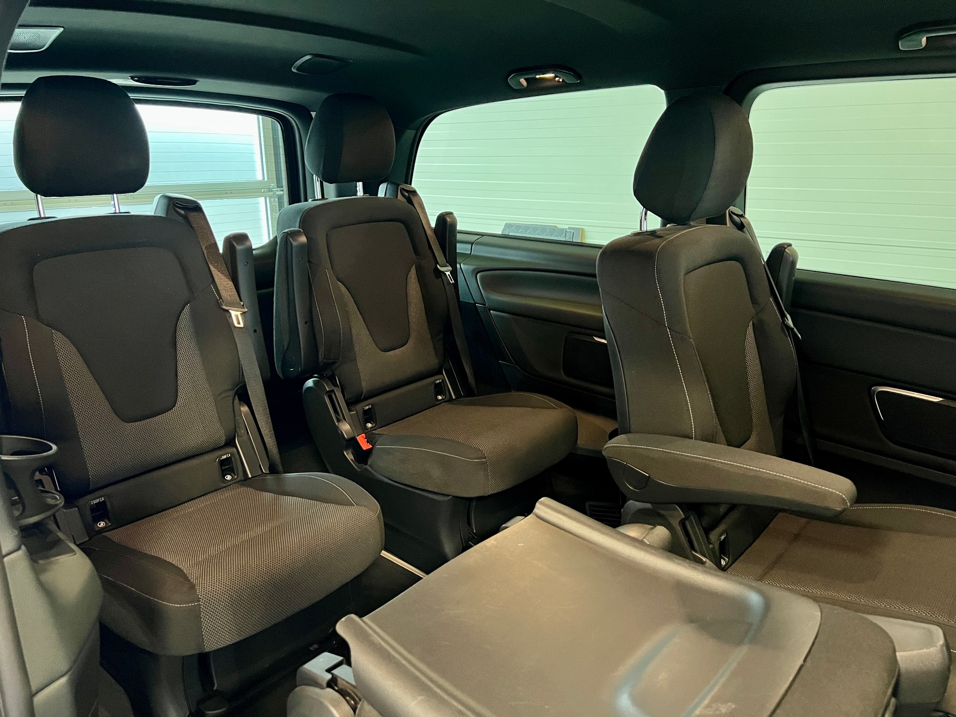 MERCEDES-BENZ V 250 d lang 4Matic 7G-Tronic *AMG Line*-image-16