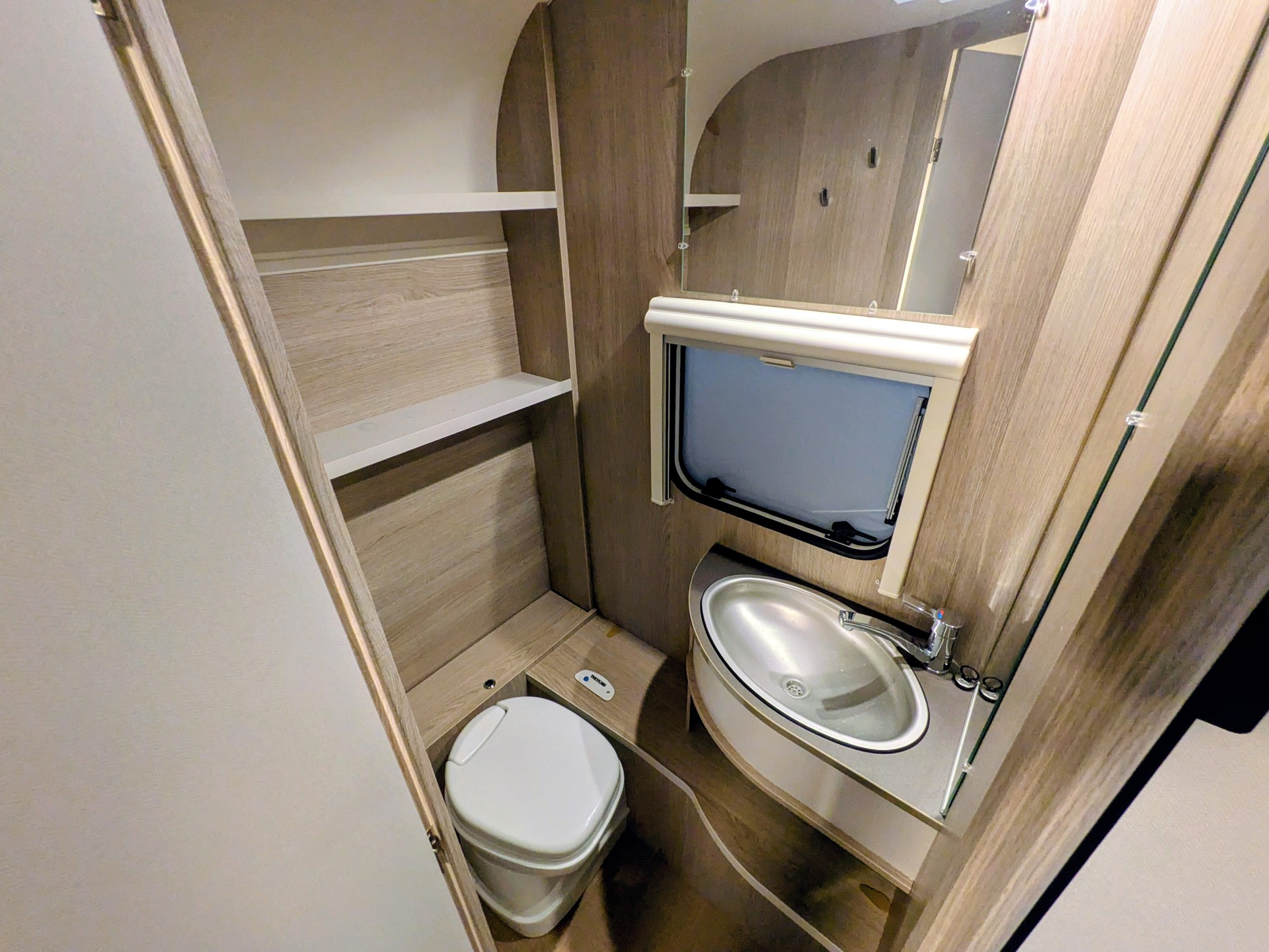BÜRSTNER Premio Life 480 TS-image-12