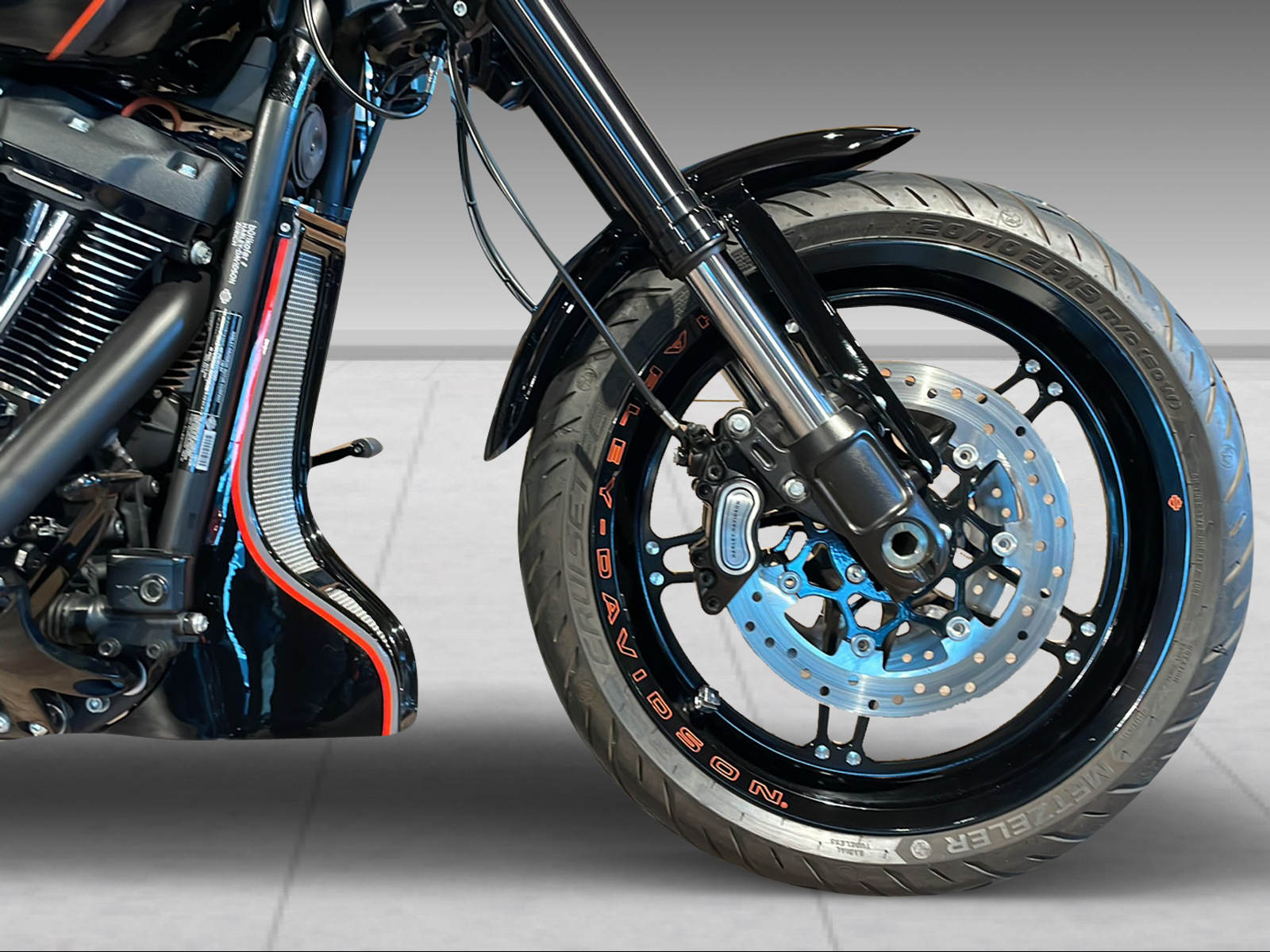 HARLEY-DAVIDSON FXDRS 114 ABS-image-6