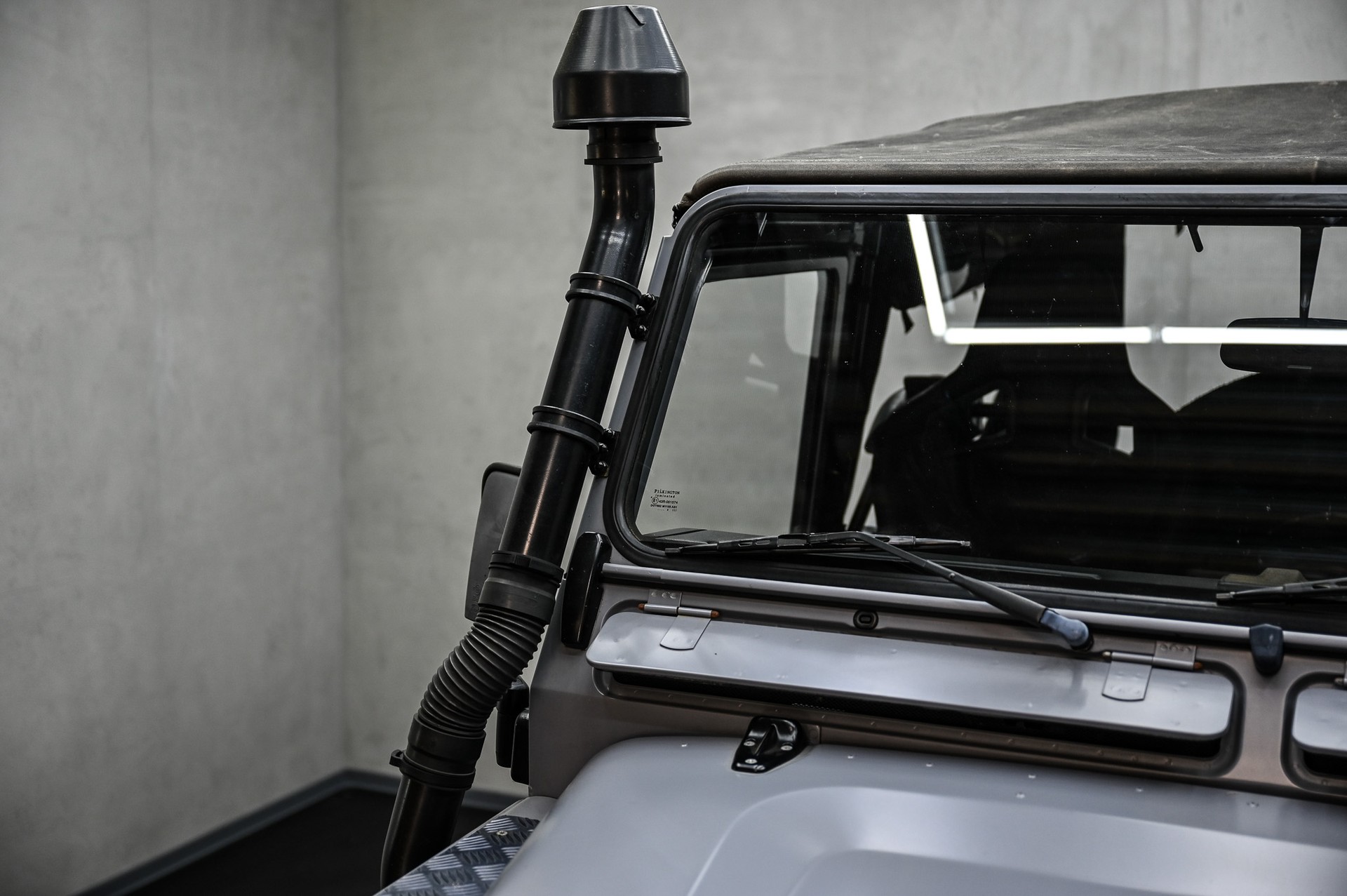 LAND ROVER Defender 90 TD5-image-18