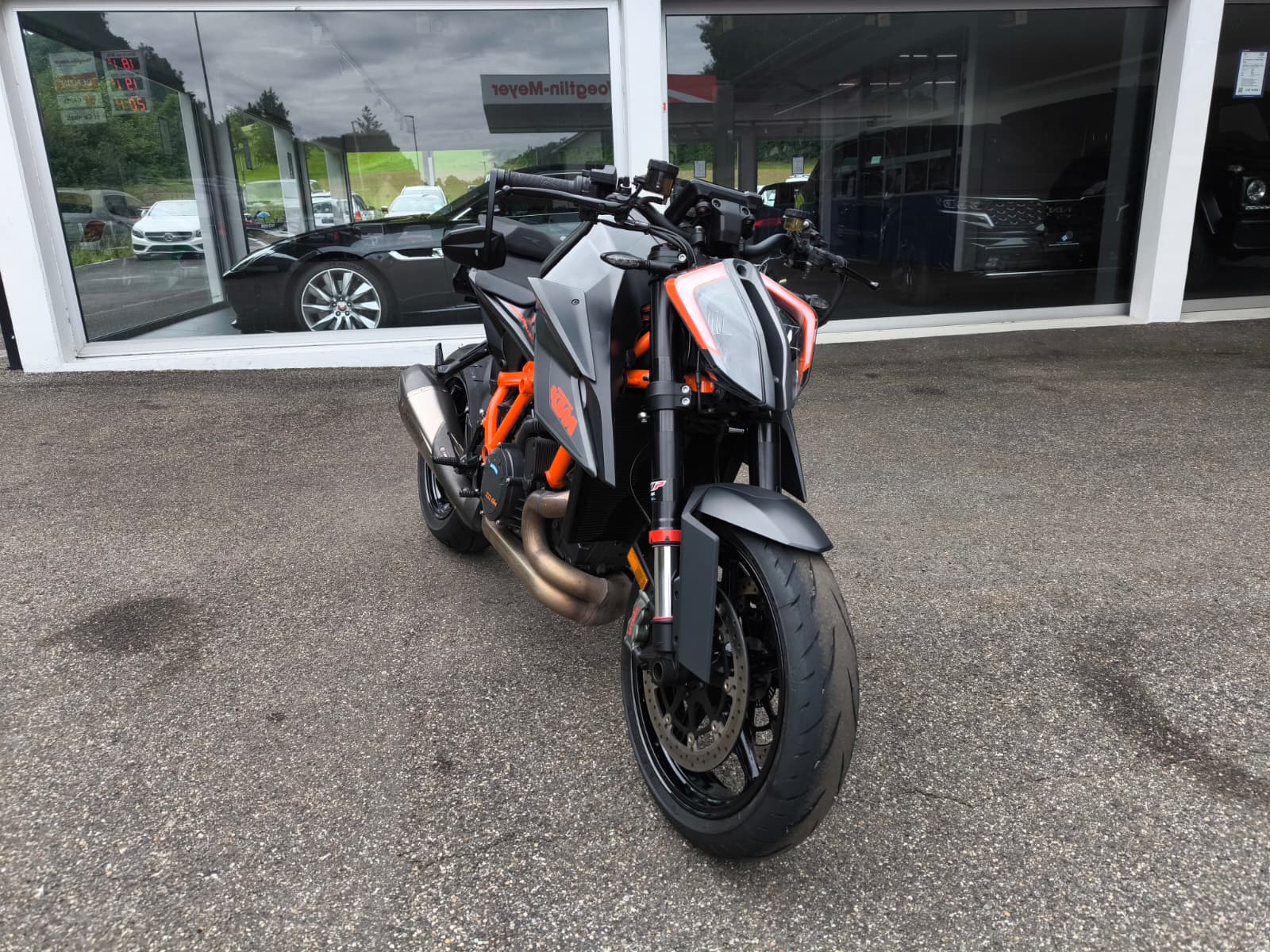 KTM 1290 Super Duke R-image-1