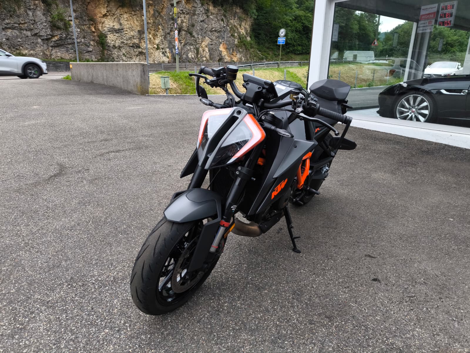 KTM 1290 Super Duke R-image-3