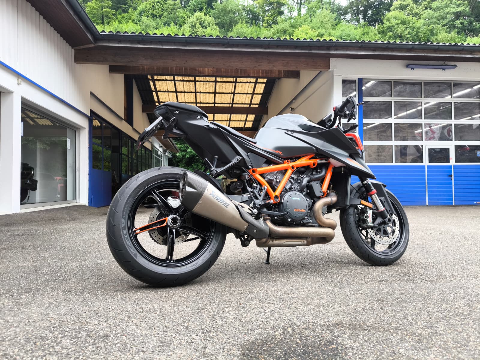 KTM 1290 Super Duke R-image-9