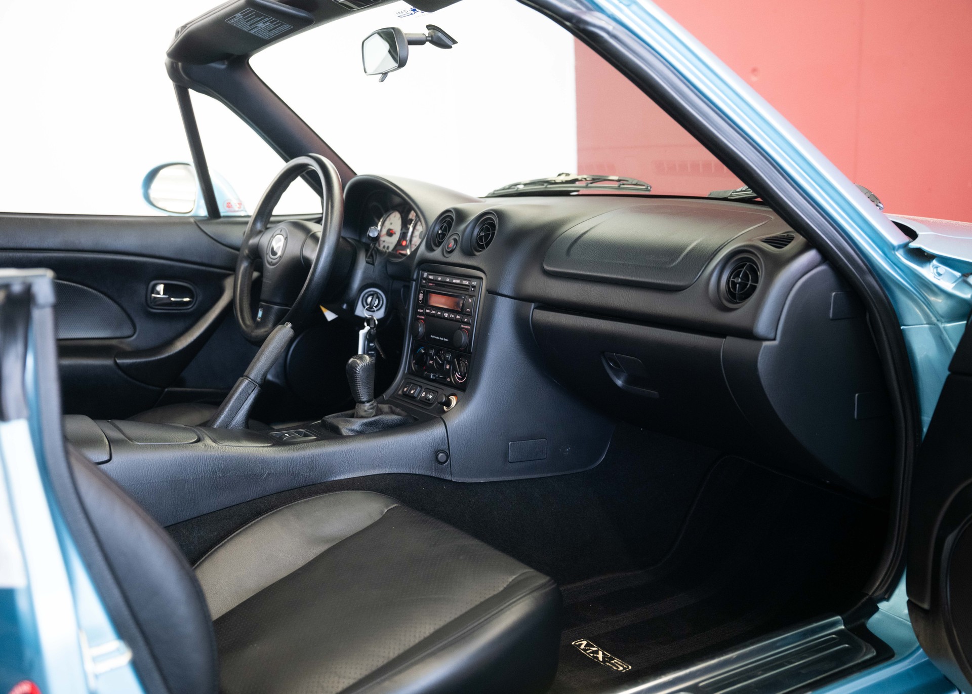 MAZDA MX-5 1.8i-16 Sport Youngster (1st hand, beautiful condition, full service history, 100% original) - RESERVED !-image-20