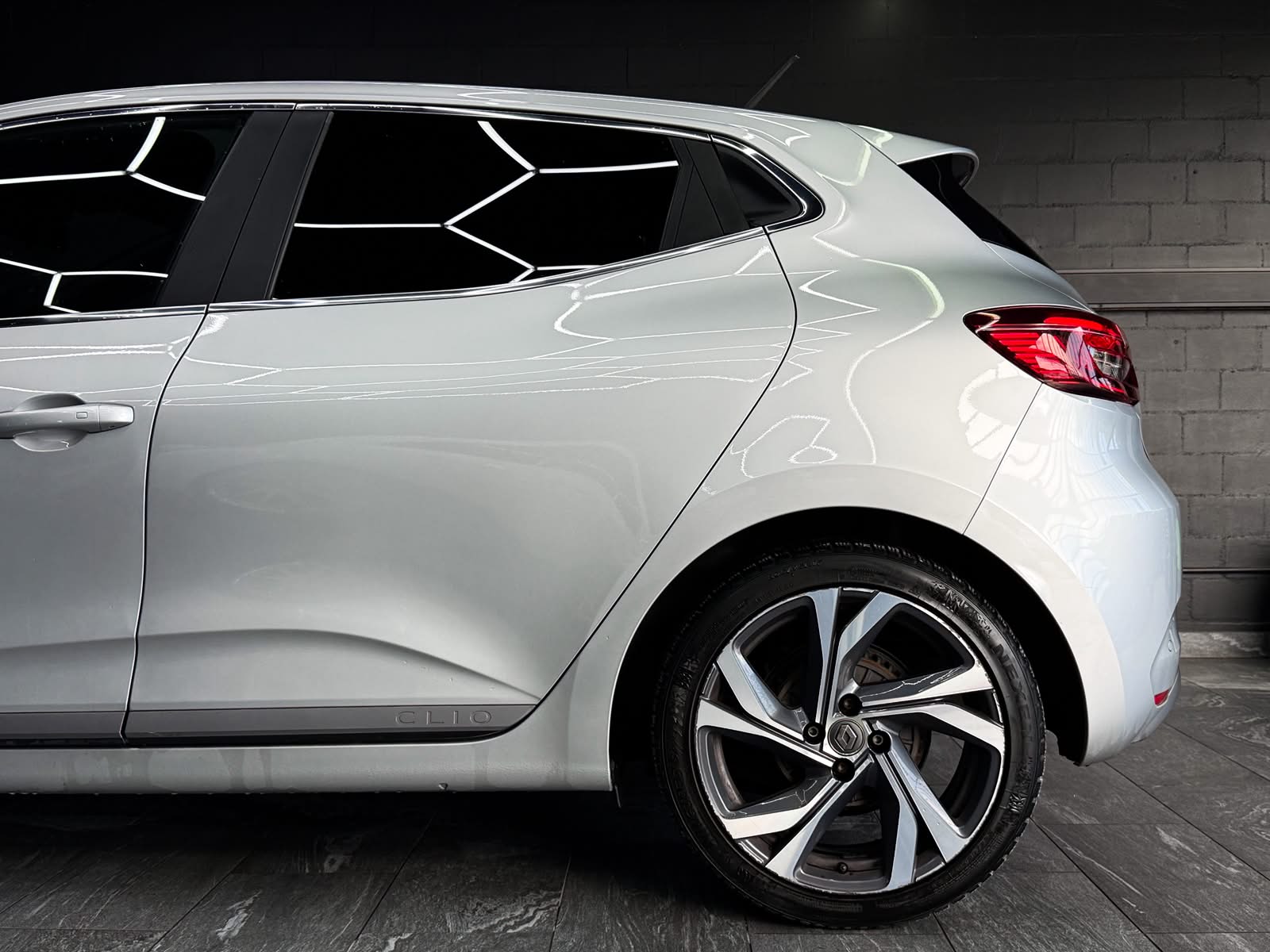 RENAULT Clio 1.3 R.S. Line EDC-image-6