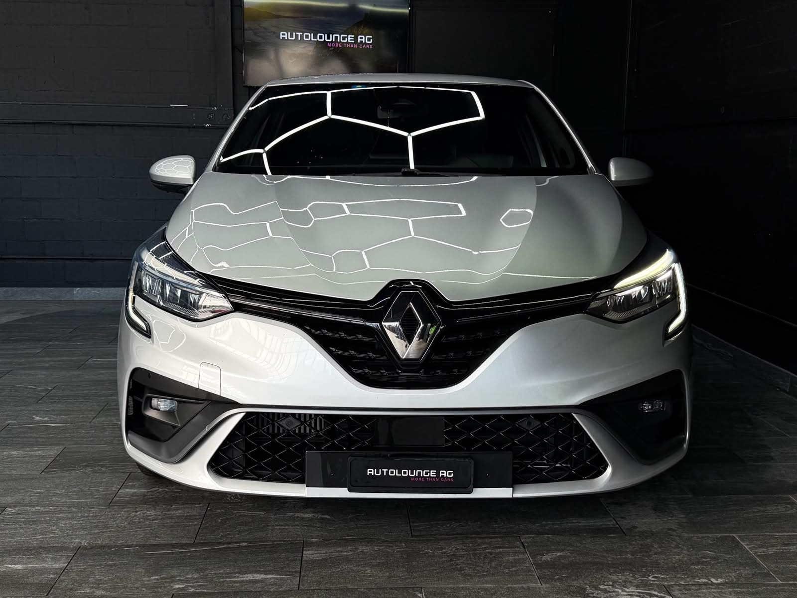 RENAULT Clio 1.3 R.S. Line EDC-showroom-element-2