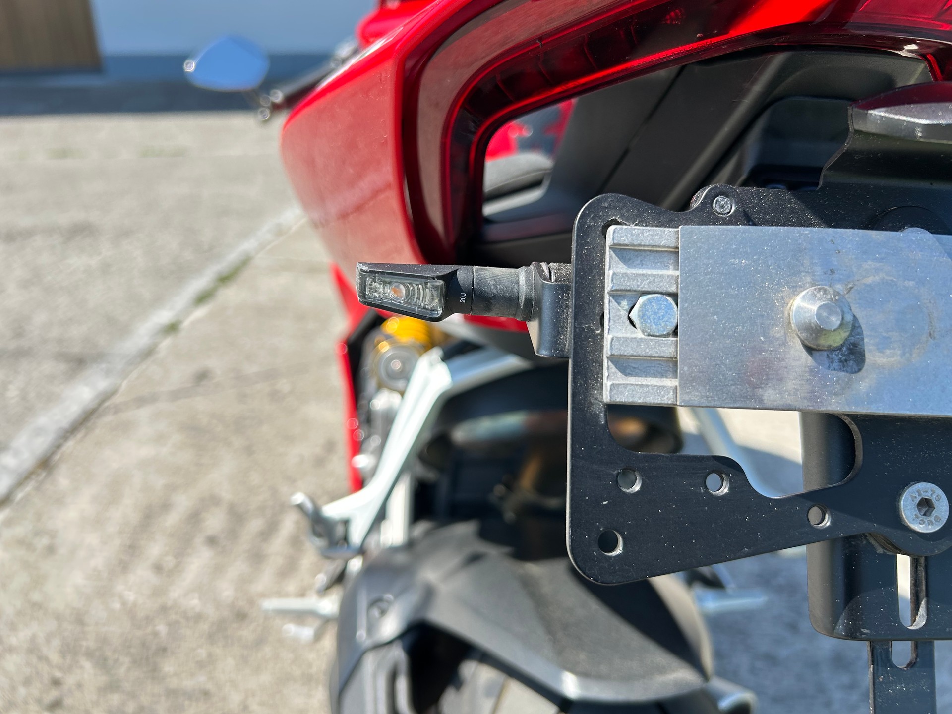 DUCATI Panigale V2-image-7