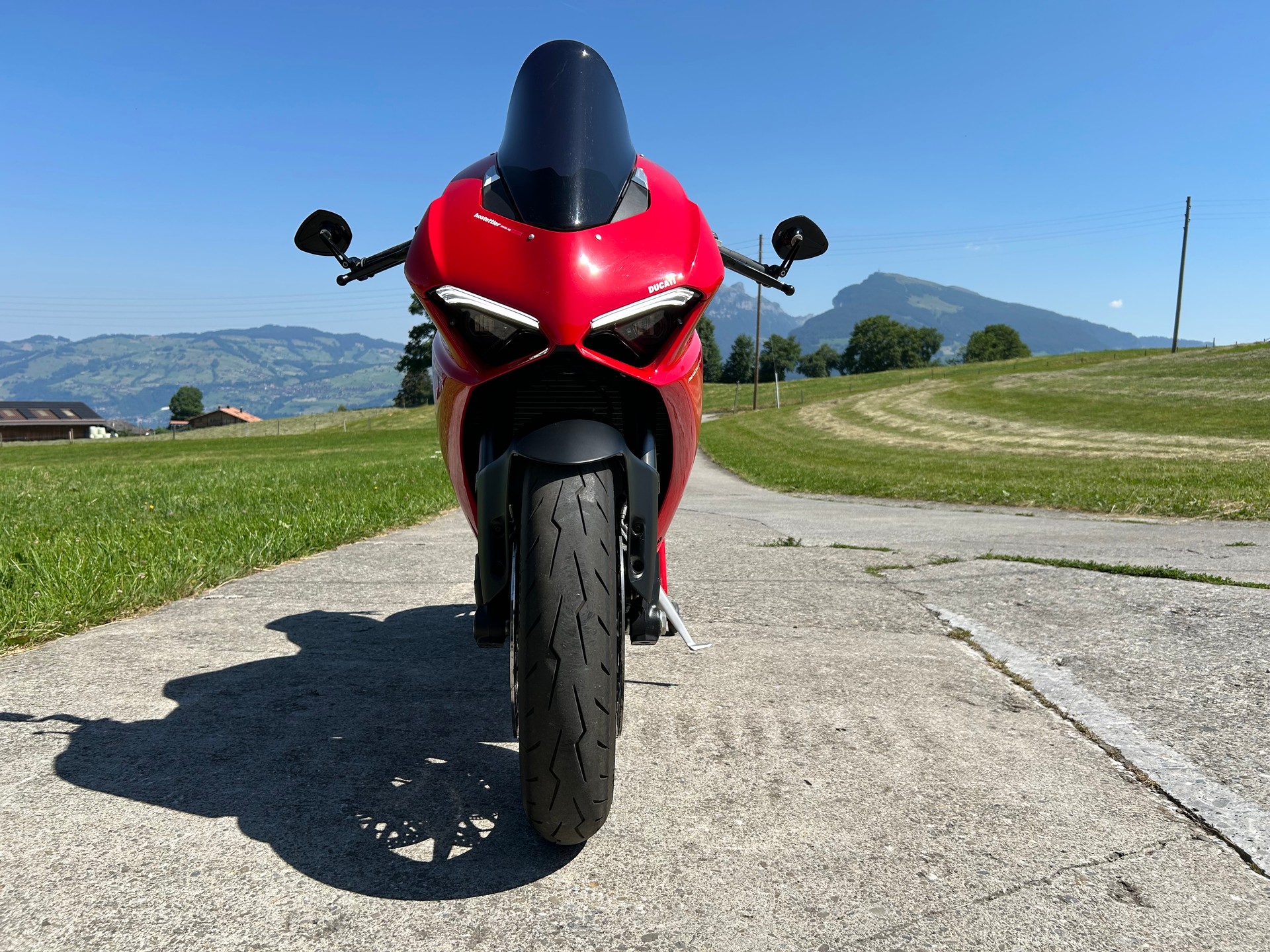 DUCATI Panigale V2-image-0