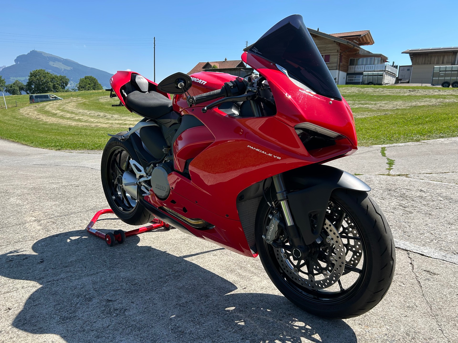 DUCATI Panigale V2-image-4