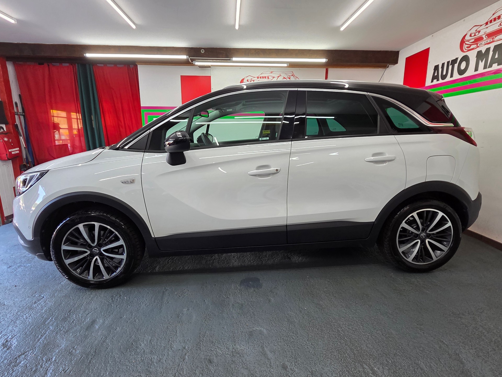 OPEL Crossland X 1.2i TP Ultimate Automatik-image-3