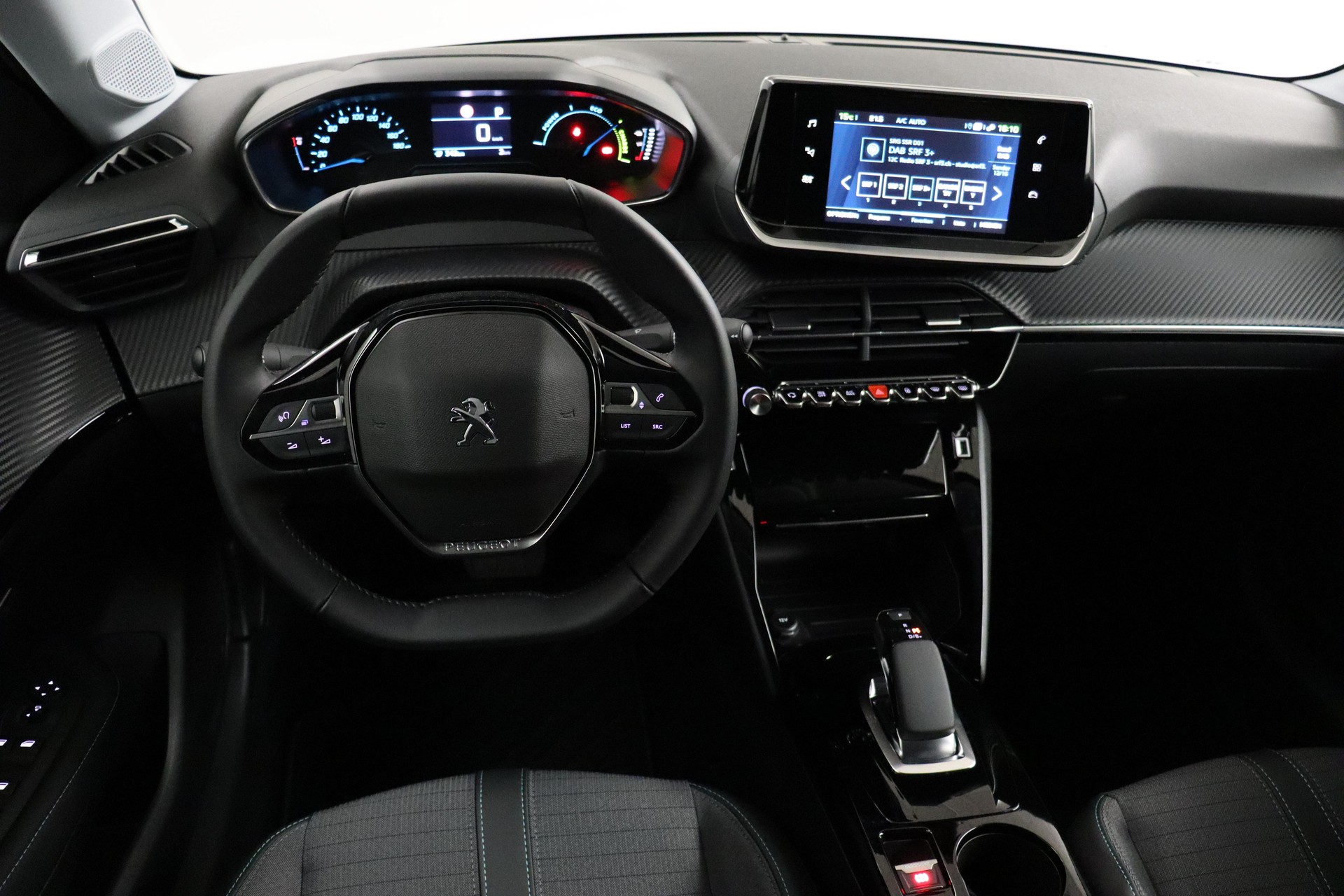 PEUGEOT 208 e-Allure - 100% Electric-image-7